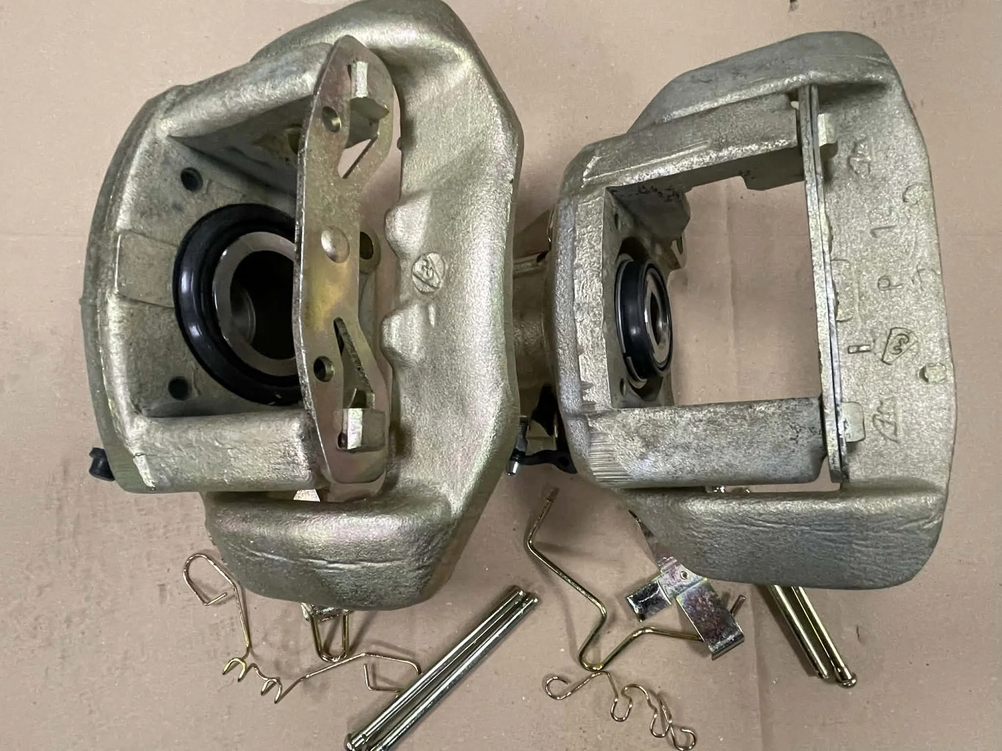 Porsche 944 new restored brake calipers