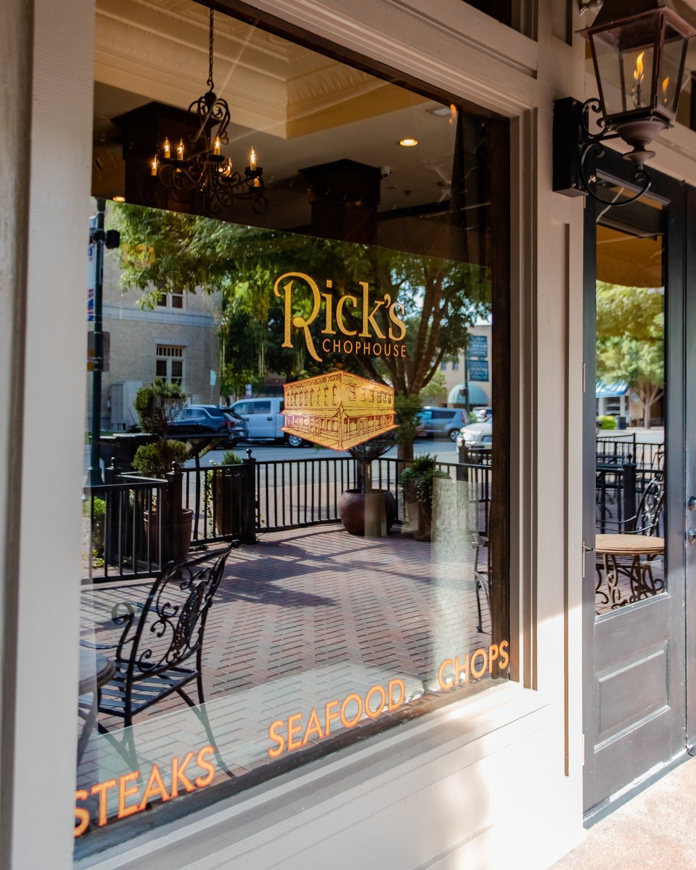 Timeless flavors, exceptional service, and an experience worth savoring&mdash;welcome to Rick&rsquo;s Chophouse.
Reservations can be made by following the link in our profile!

 #SteakLovers #visitmckinney #rickschophousemckinney #Steakhouse #downtow