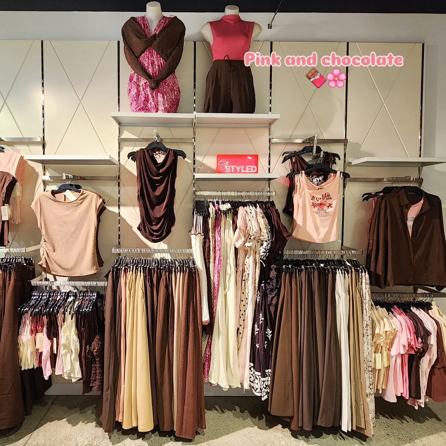 Which Mirrou theme is your go-to?
🌸💃💙🍋

Our spring collection is in 🌸full bloom🌸 in stores!

Stop by for a shop while you're out and about this weekend🤗🛍

#mirrounz #mirrou #fashionbrand #fashionstore #nzshopping #newzealand #springfashıon #s