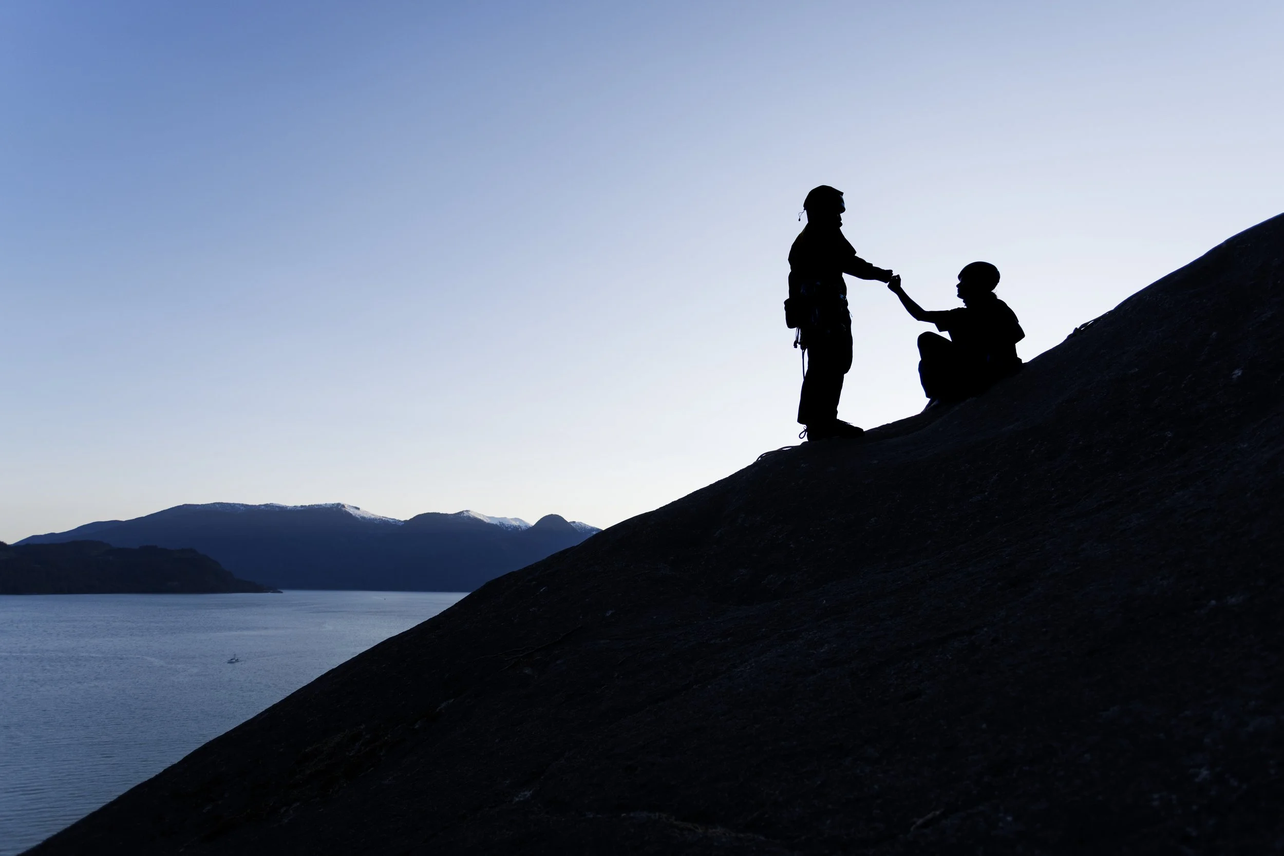2025-06-01, TRAD CLIMB, Overly Hanging Out 5.11b, Malamute, Squamish, BC-77.jpg