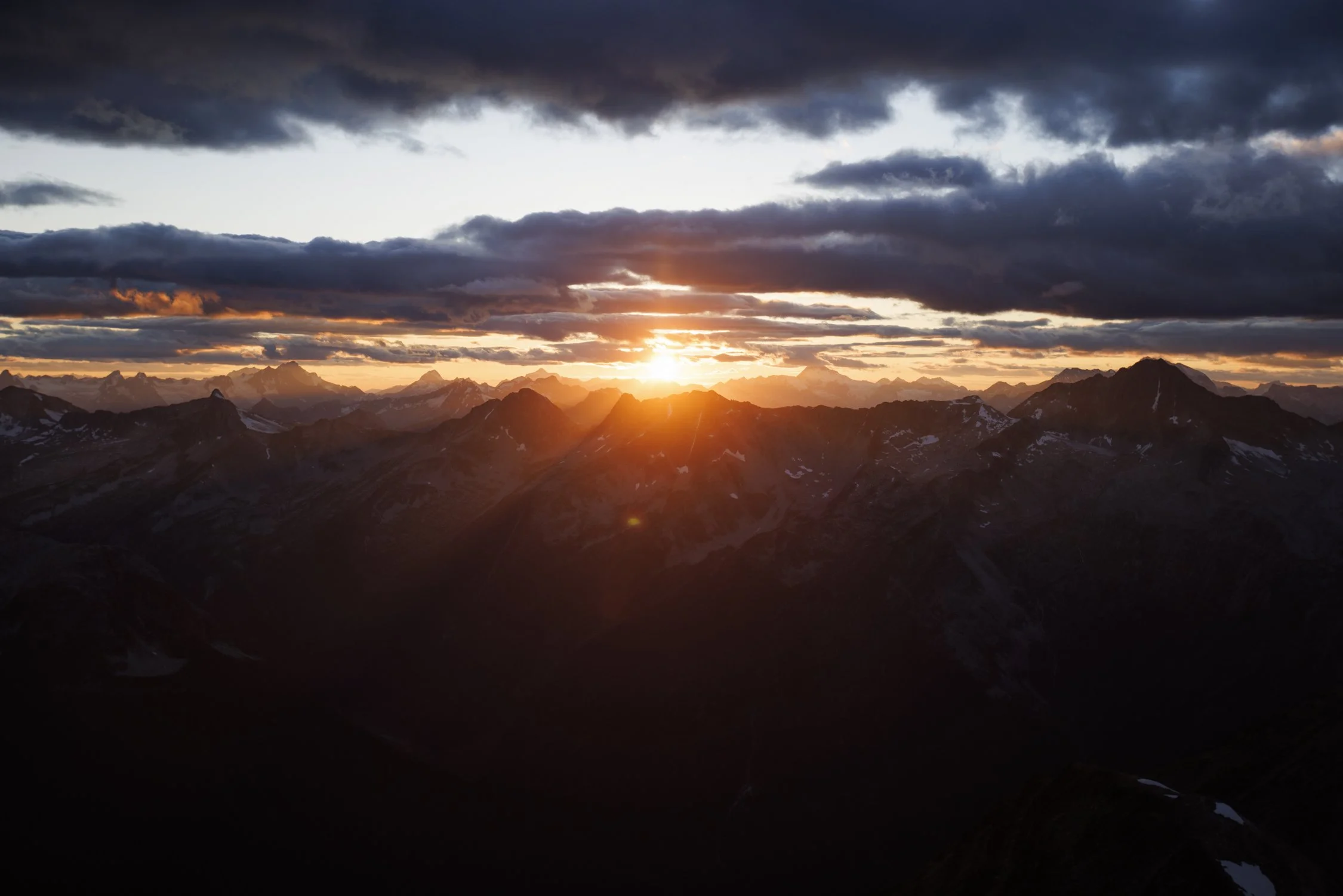 Wong_Evan_CLIMB_250811_Sir Donald Range Traverse Attempt-102.jpg