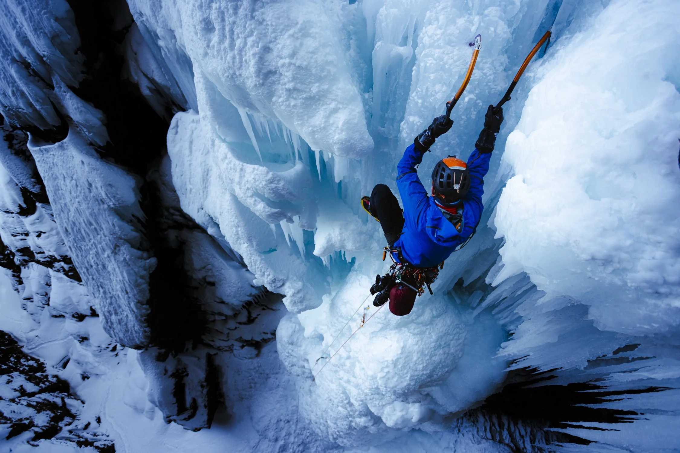 Wong_Evan_CLIMB_251230_Whiteman Falls Ice Climbing-37.jpg