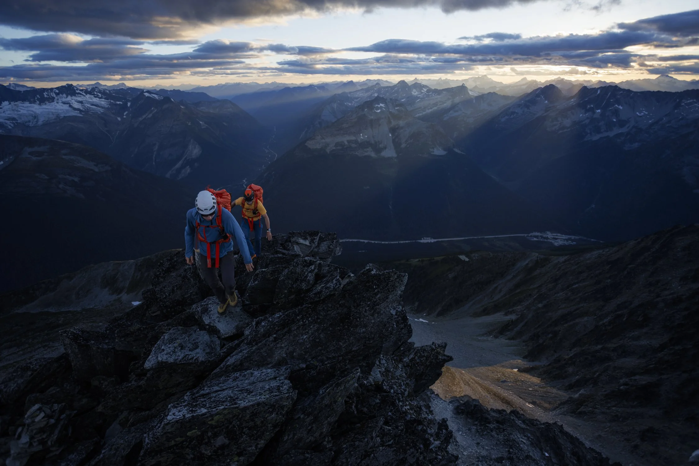 Wong_Evan_CLIMB_250811_Sir Donald Range Traverse Attempt-80.jpg
