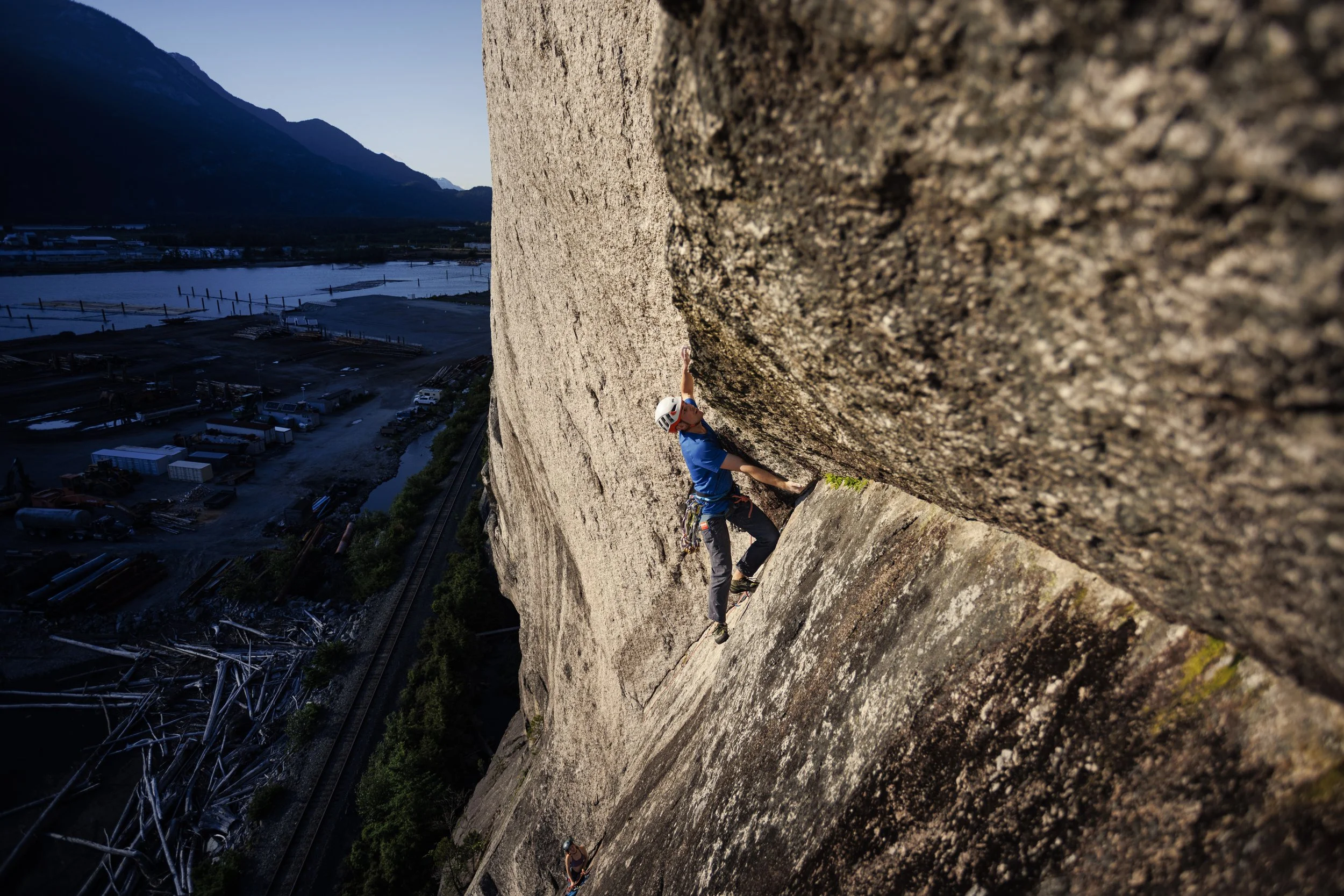 2025-06-01, TRAD CLIMB, Overly Hanging Out 5.11b, Malamute, Squamish, BC-29.jpg