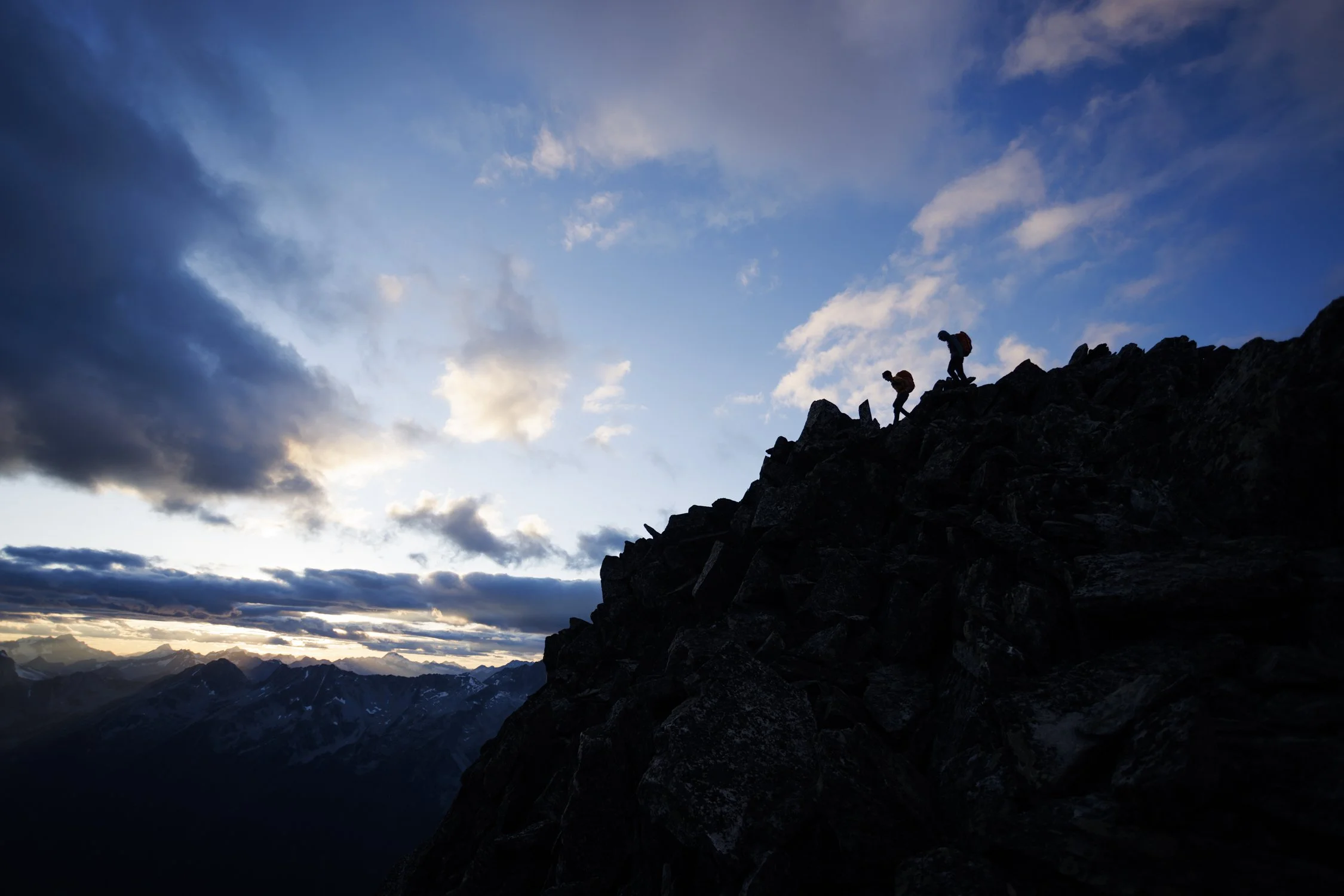 Wong_Evan_CLIMB_250811_Sir Donald Range Traverse Attempt-83.jpg