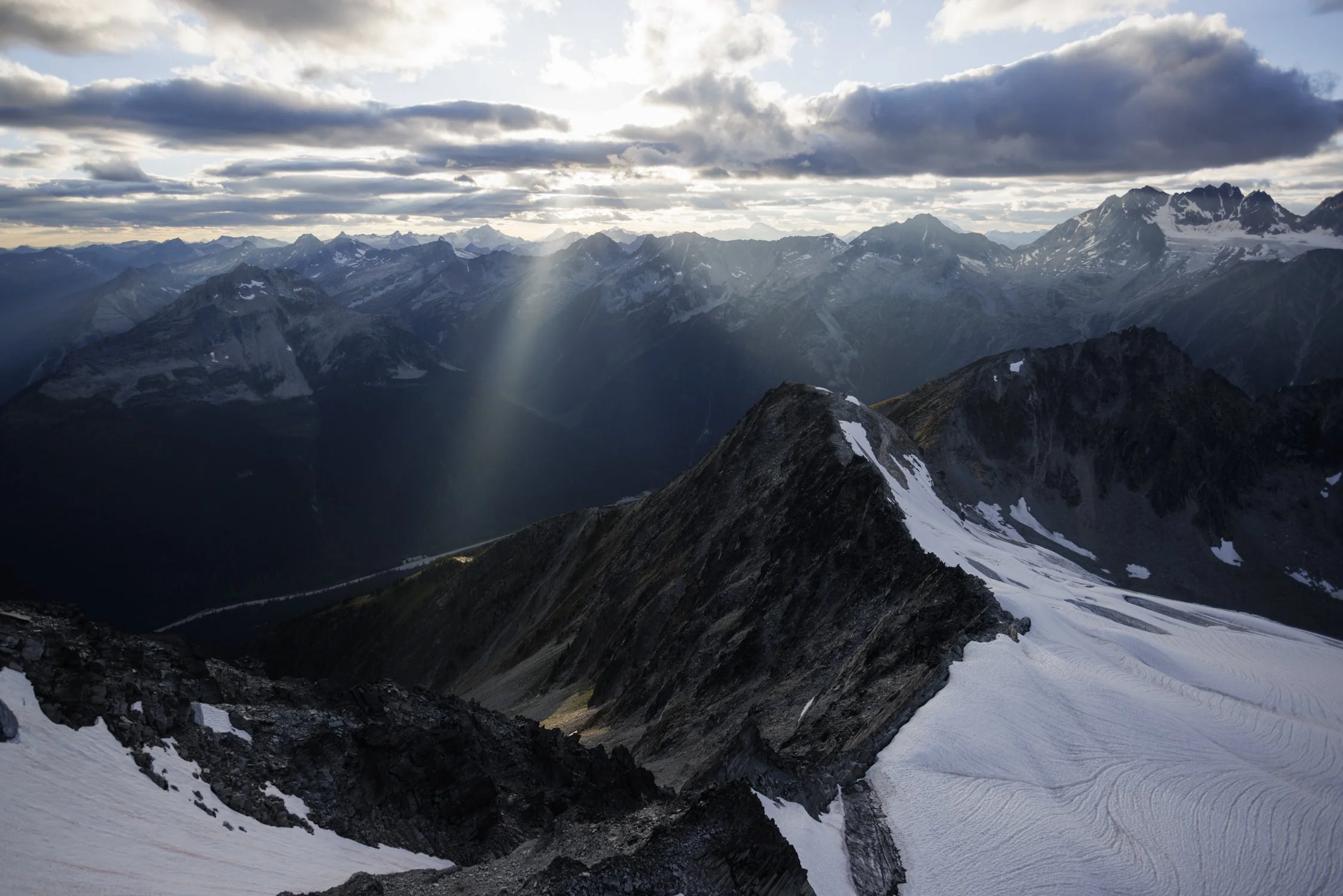 Wong_Evan_CLIMB_250811_Sir Donald Range Traverse Attempt-75.jpg