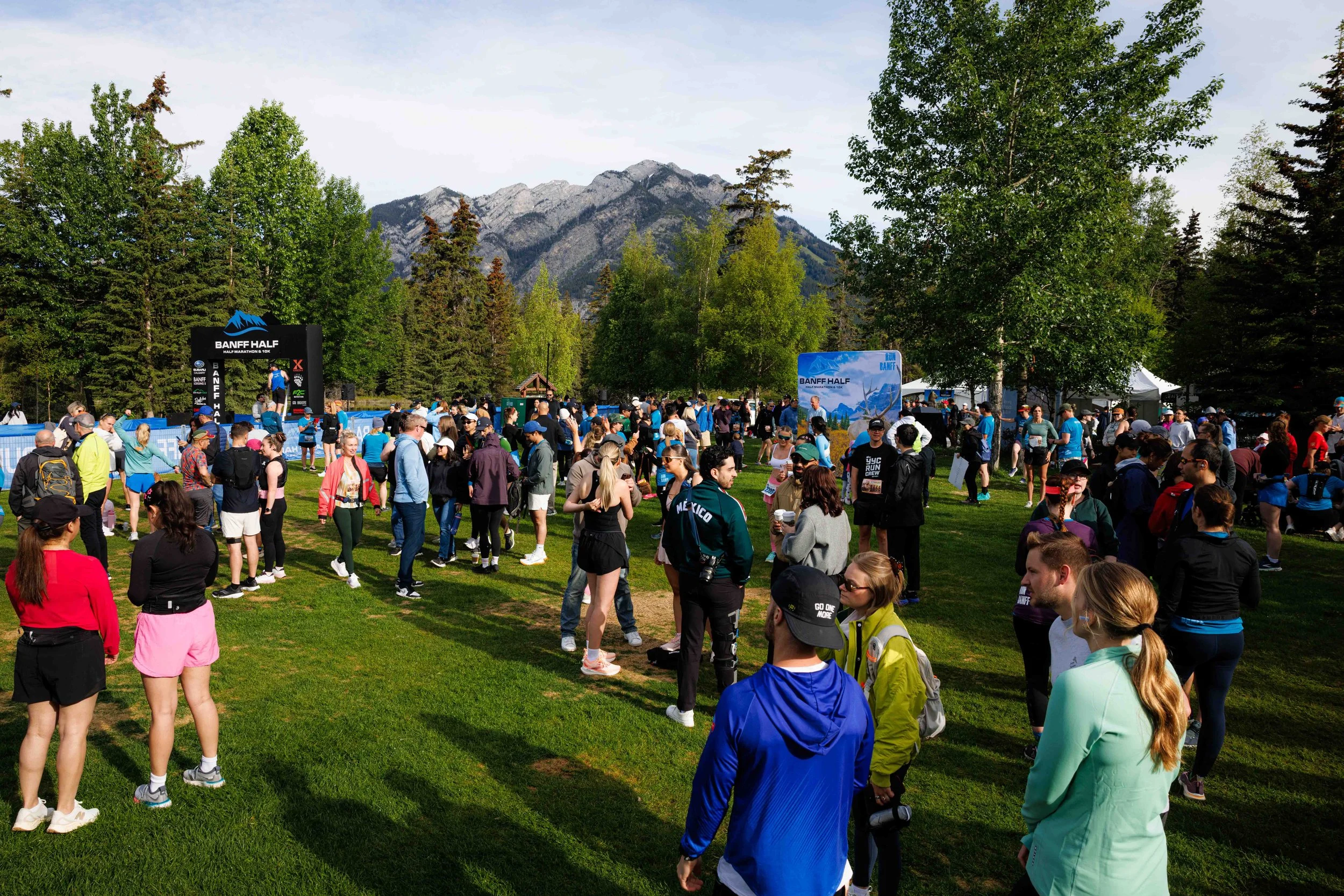 tourism banff lake louise run website-1.jpg