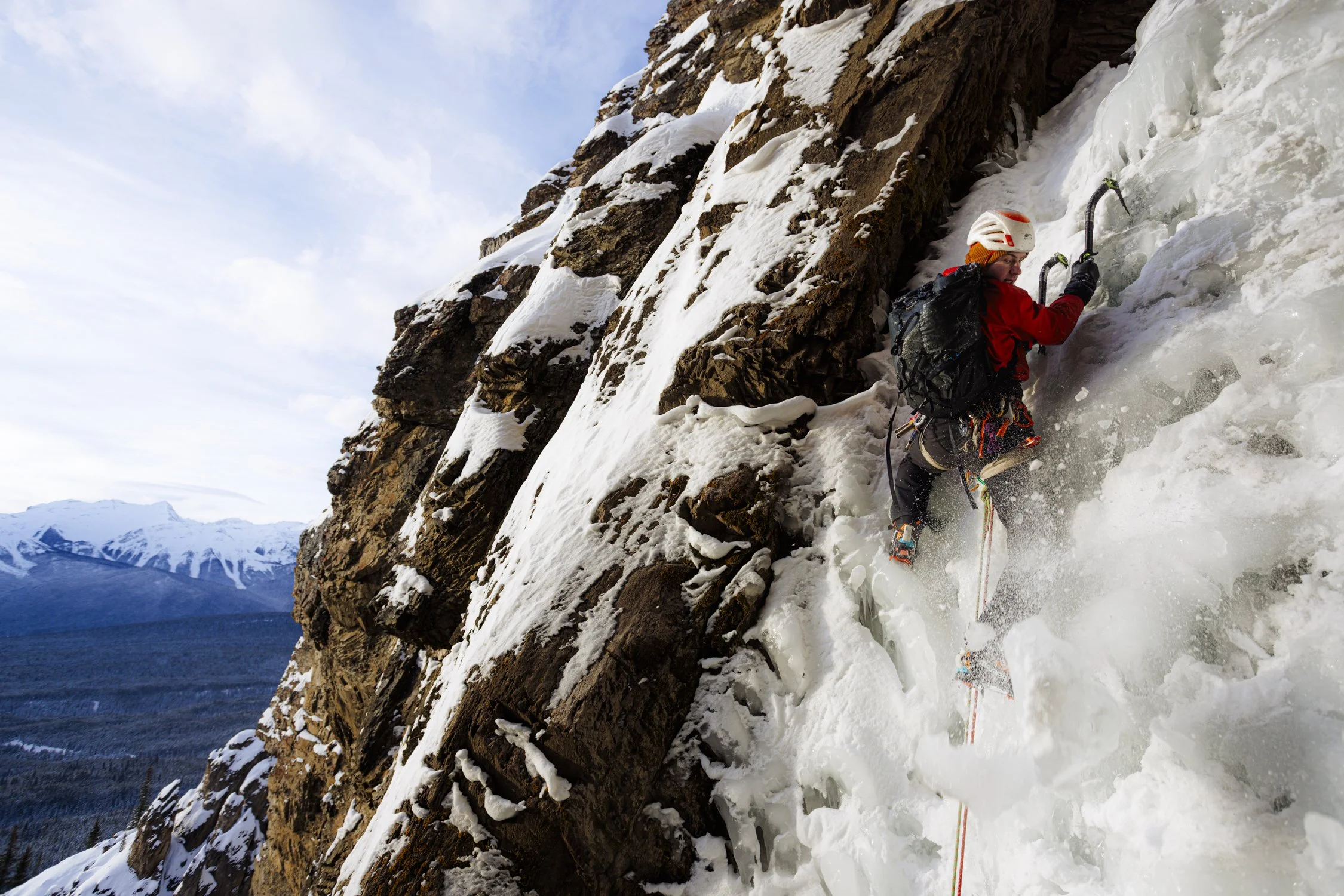 Wong_Evan_CLIMB_251230_Whiteman Falls Ice Climbing-89.jpg