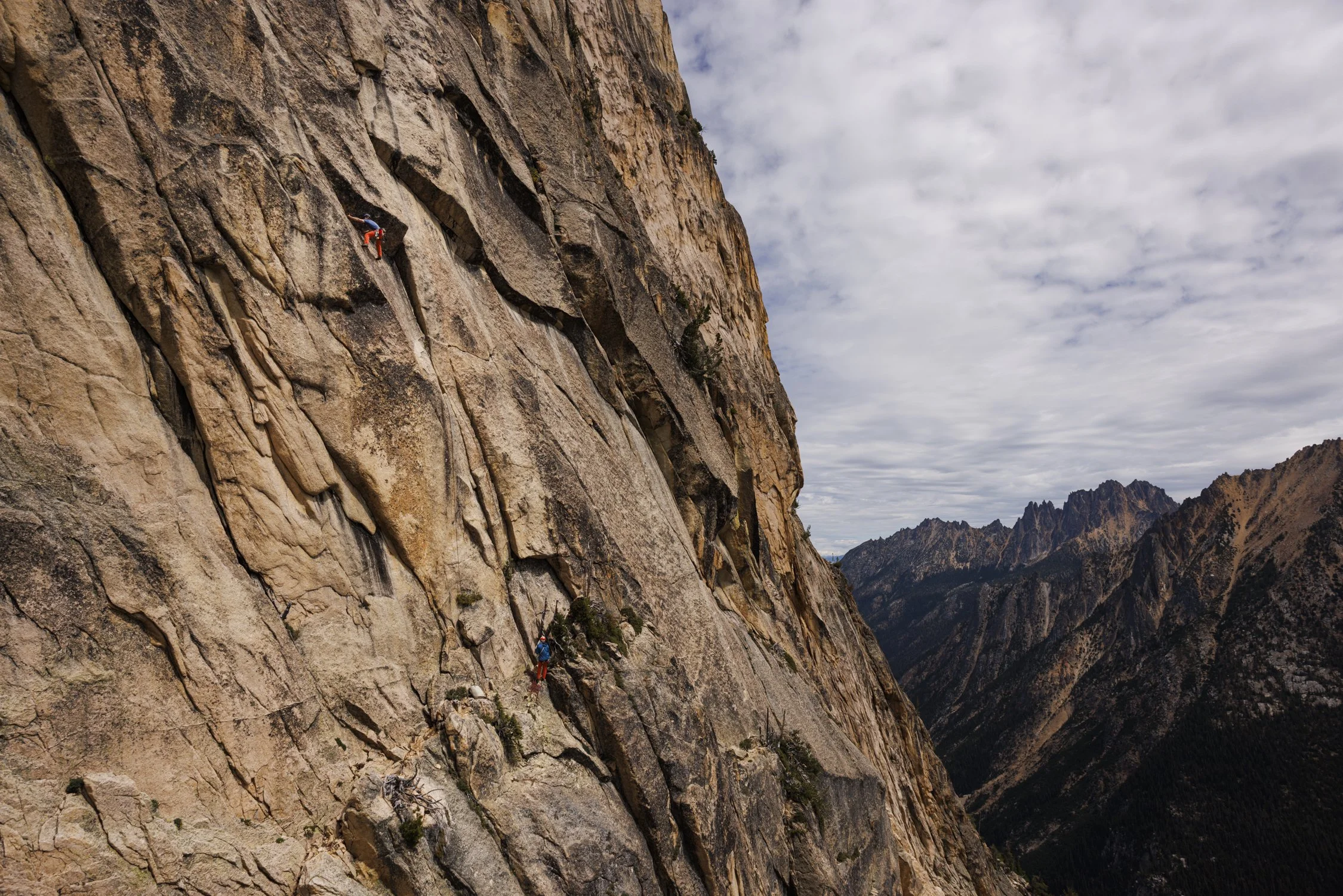 Wong_Evan_CLIMB_20250726_The Passenger Washington Pass-39.jpg