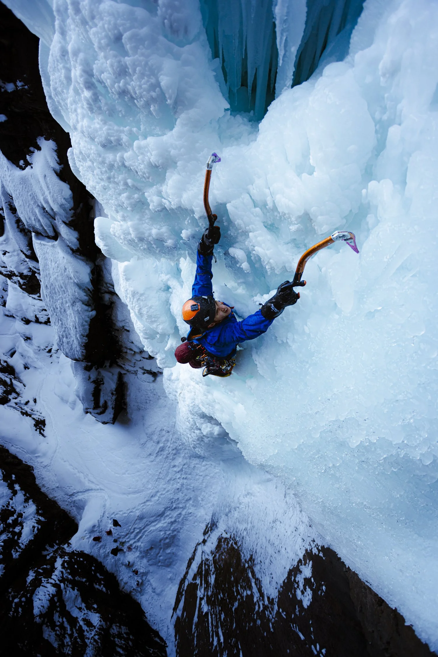 Wong_Evan_CLIMB_251230_Whiteman Falls Ice Climbing-41.jpg