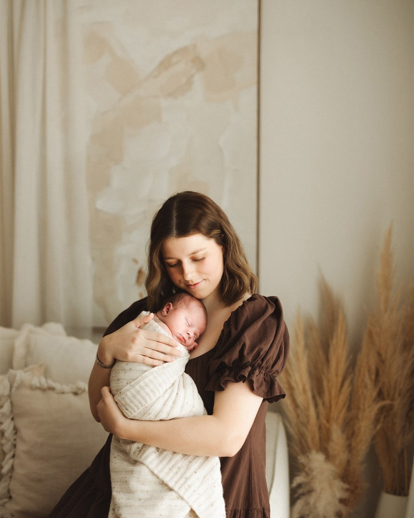 Well it&rsquo;s offical, 2025 Christmas shopping has begun in our house! 

Which means 2025 is well and truly coming to an end soon 

Just a few availability reminders and updates. 

✔️ 2025 is fully booked
✔️ Jan and Feb are also full booked 
✔️ My 