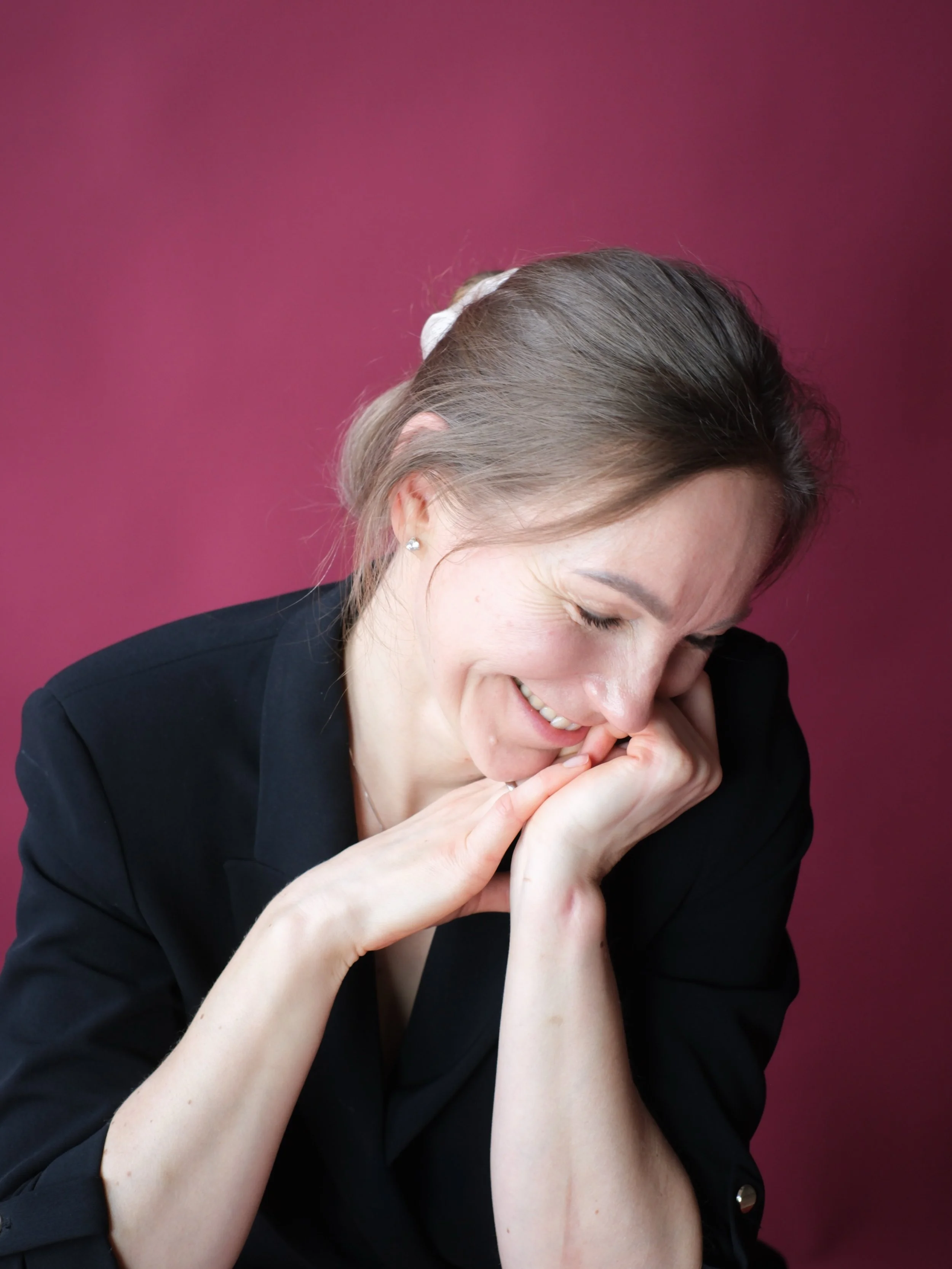 Poznajcie Katię 🤍
Są ludzie, kt&oacute;rzy mam wrażenie, jakby byli częścią Velouru od zawsze.
 Katia jest z nami od 2 lat.
Ale mam wrażenie, że pojawiła się w naszym świecie jeszcze wcześniej. On zawsze kibicowała nam z boku i podziwiała wszystko c