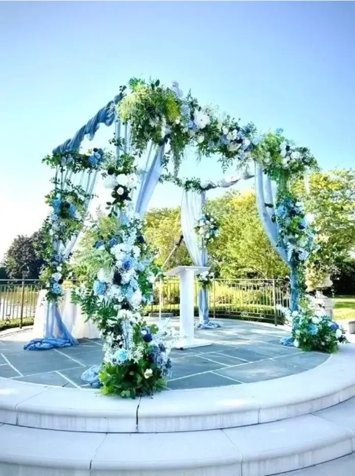 Isabel Collection Chuppah