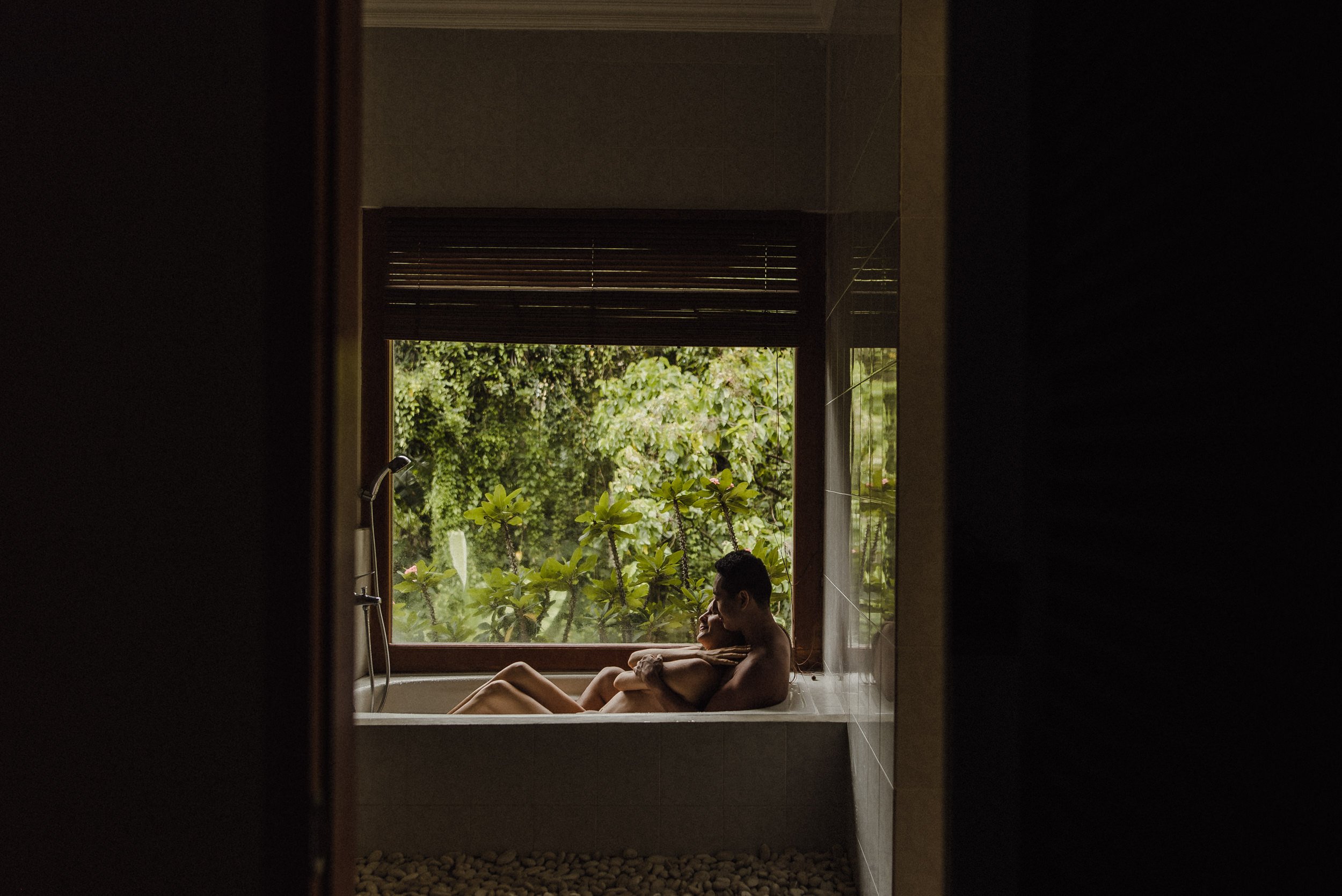 couple bath bali