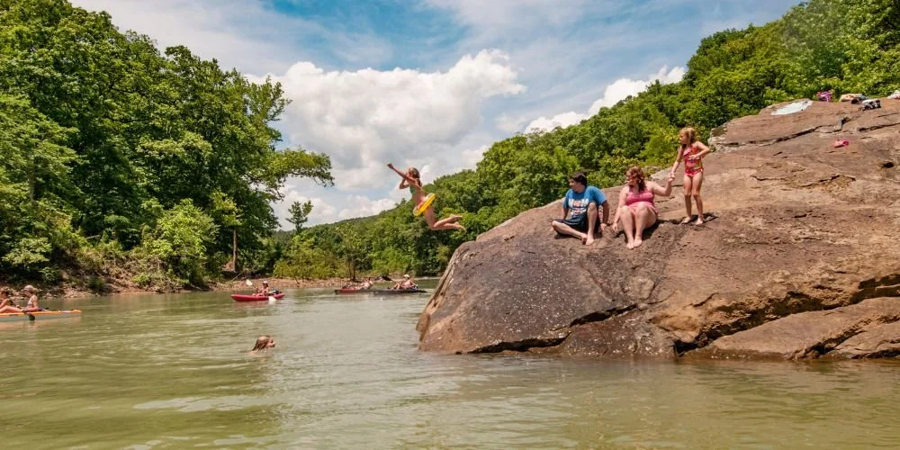 Hawksbill Crag Hike + Swimming Hole