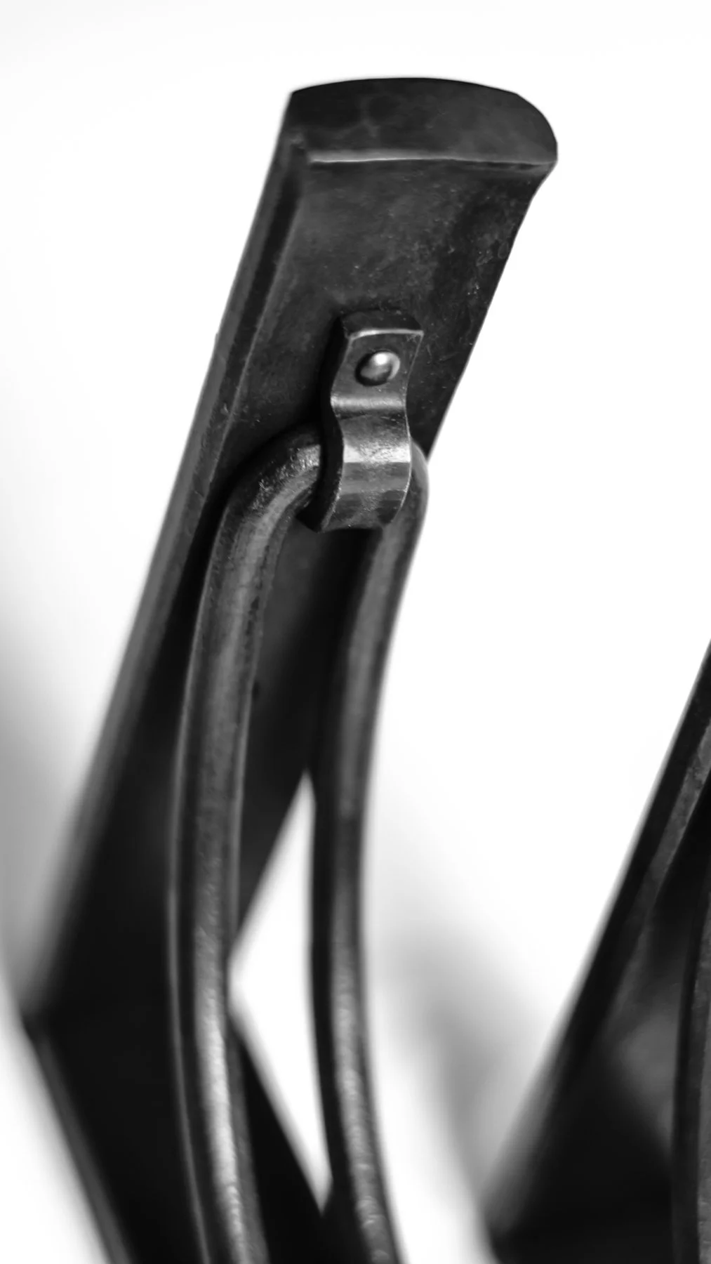 shelf bracket detail.jpg