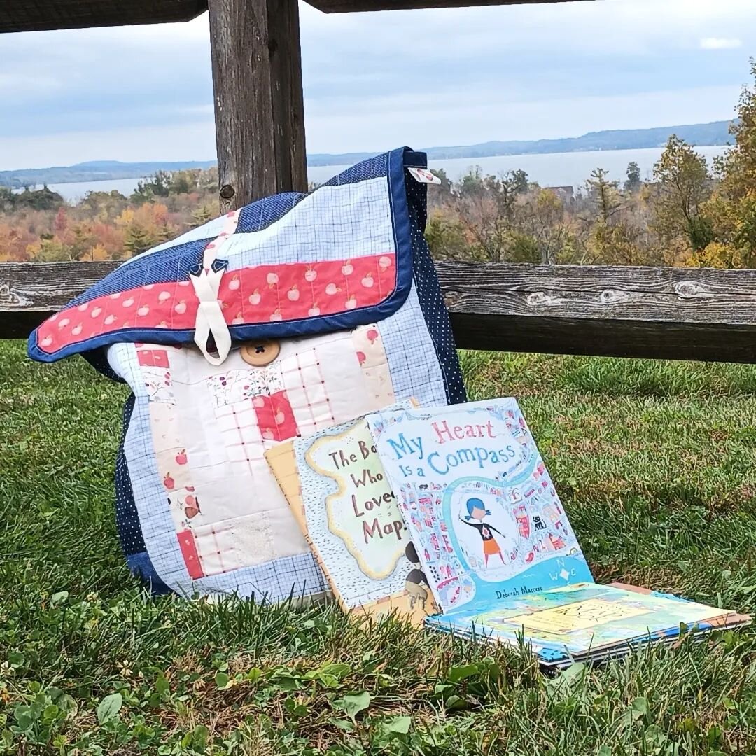 From Quatchel to Quilt to Quilt Pattern! It really should be in reverse order, but this Quatchel (quilt + satchel) is too cute to be third. Check out @quilters_candy blog for the tutorial. Make sure to be on the lookout for my Orienteer Quilt Pattern