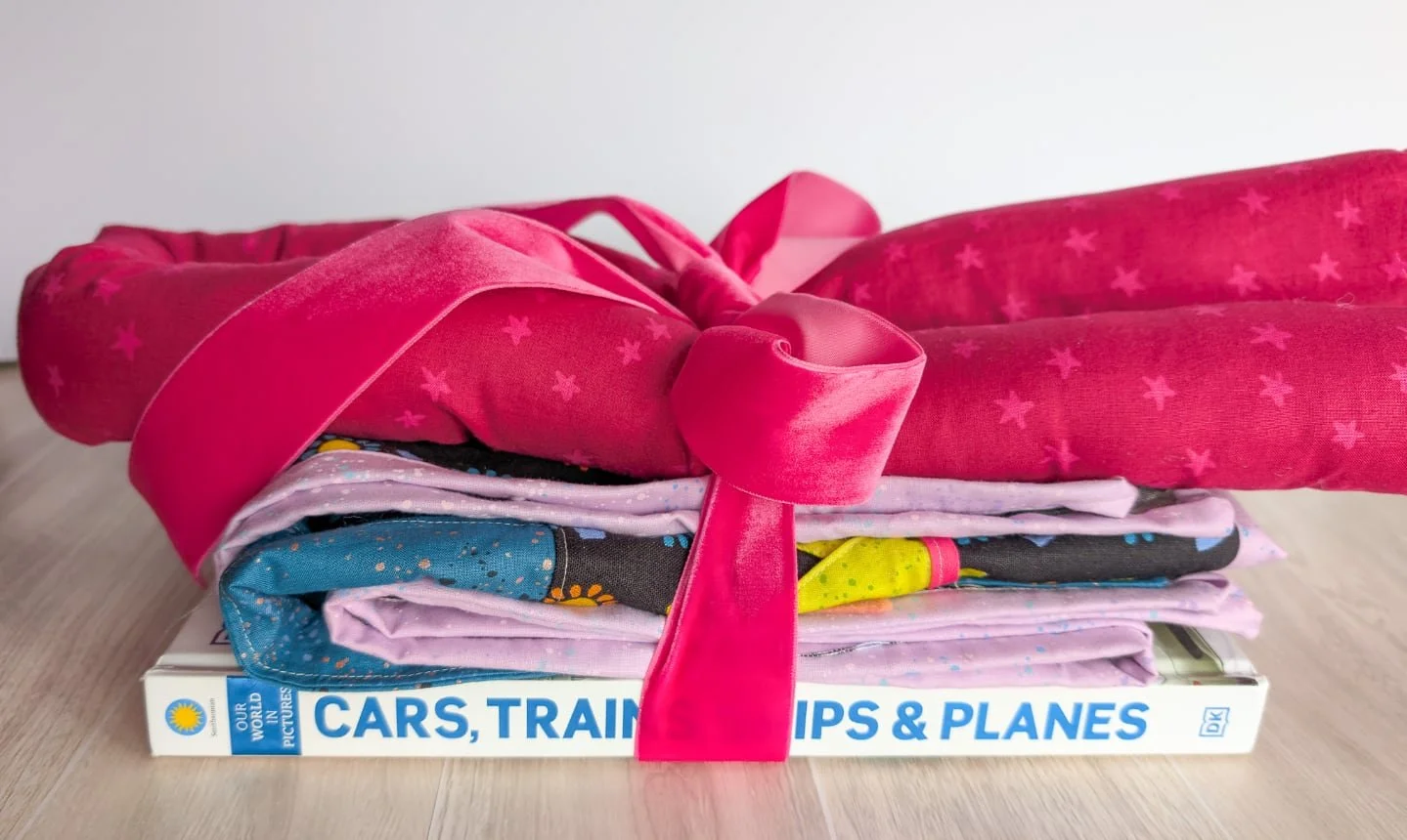 The Car Wash Play Panel is the perfect gift! And as with any quilt, play panels are made complete with a book 📚 So make sure to wrap up this play panel with any auto-oriented kid lit 🚘

To celebrate the launch of the Car Wash Play Panel Pattern, us