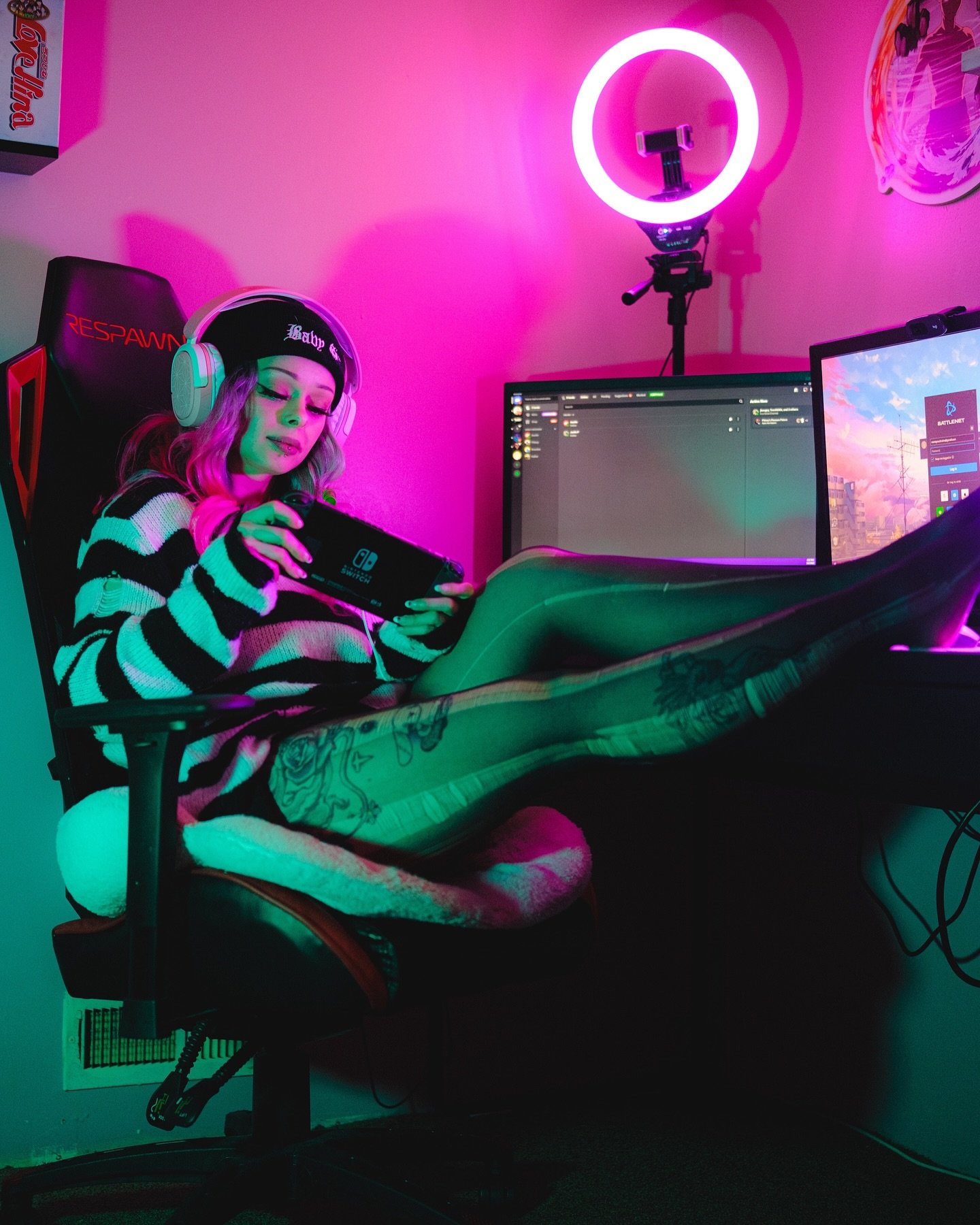 Hey I&rsquo;m back!!! I&rsquo;ve been holding on to these awesome photos of @terpystardust for a bit! We continued on an idea of a gamer girl concept I shot before, and I hope to shoot more with this concept!

Also, I&rsquo;ll be reaching out to all 