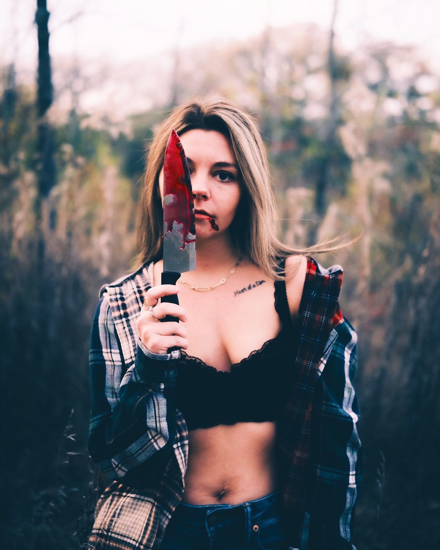 Happy Halloween everyone!! Prepare for an onslaught of posts to celebrate!!!
.
#iowamodel #minnesotaphotographer #halloweenphotoshoot
