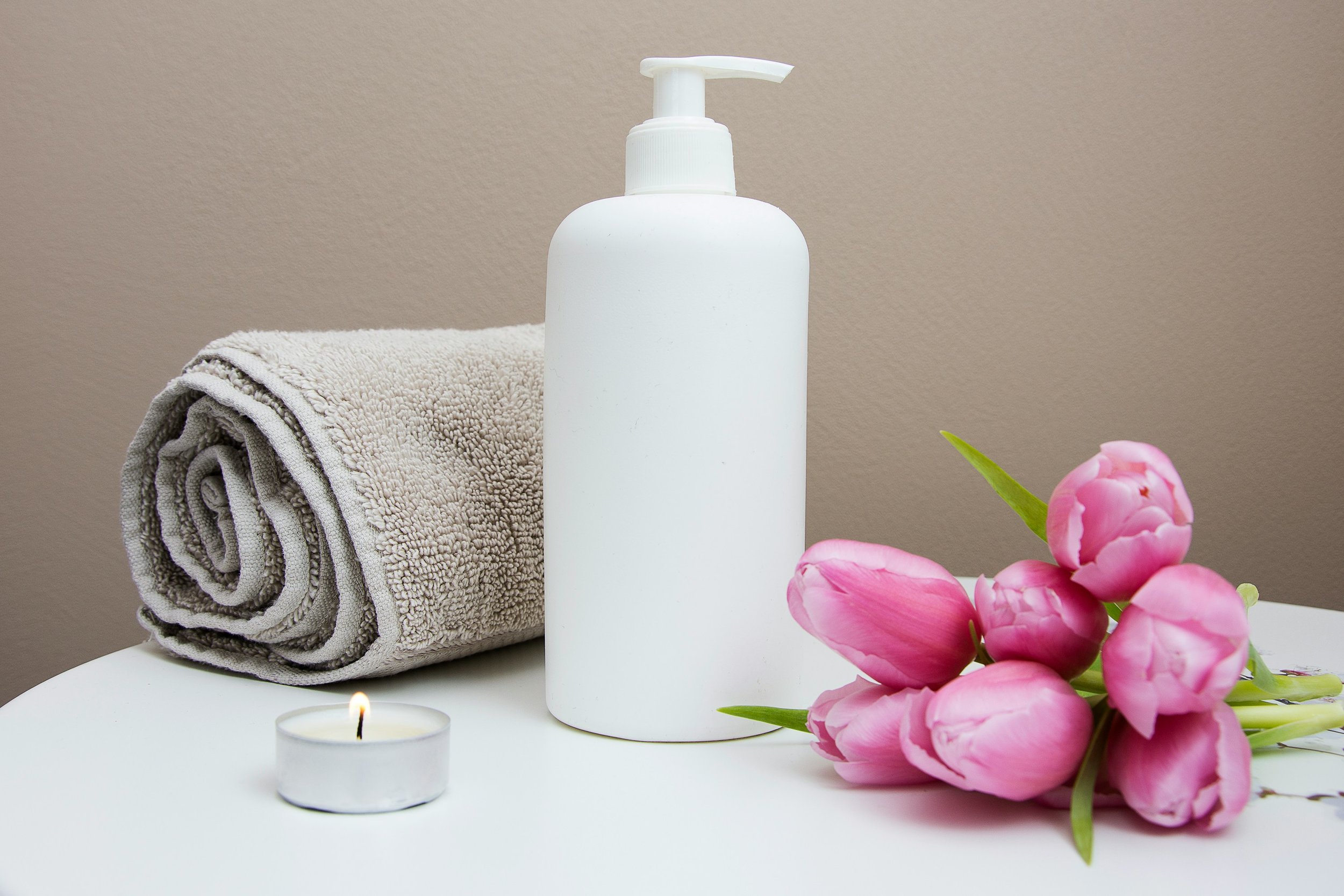 Hot Stones or Deep Tissue Massage £45 - with Helena