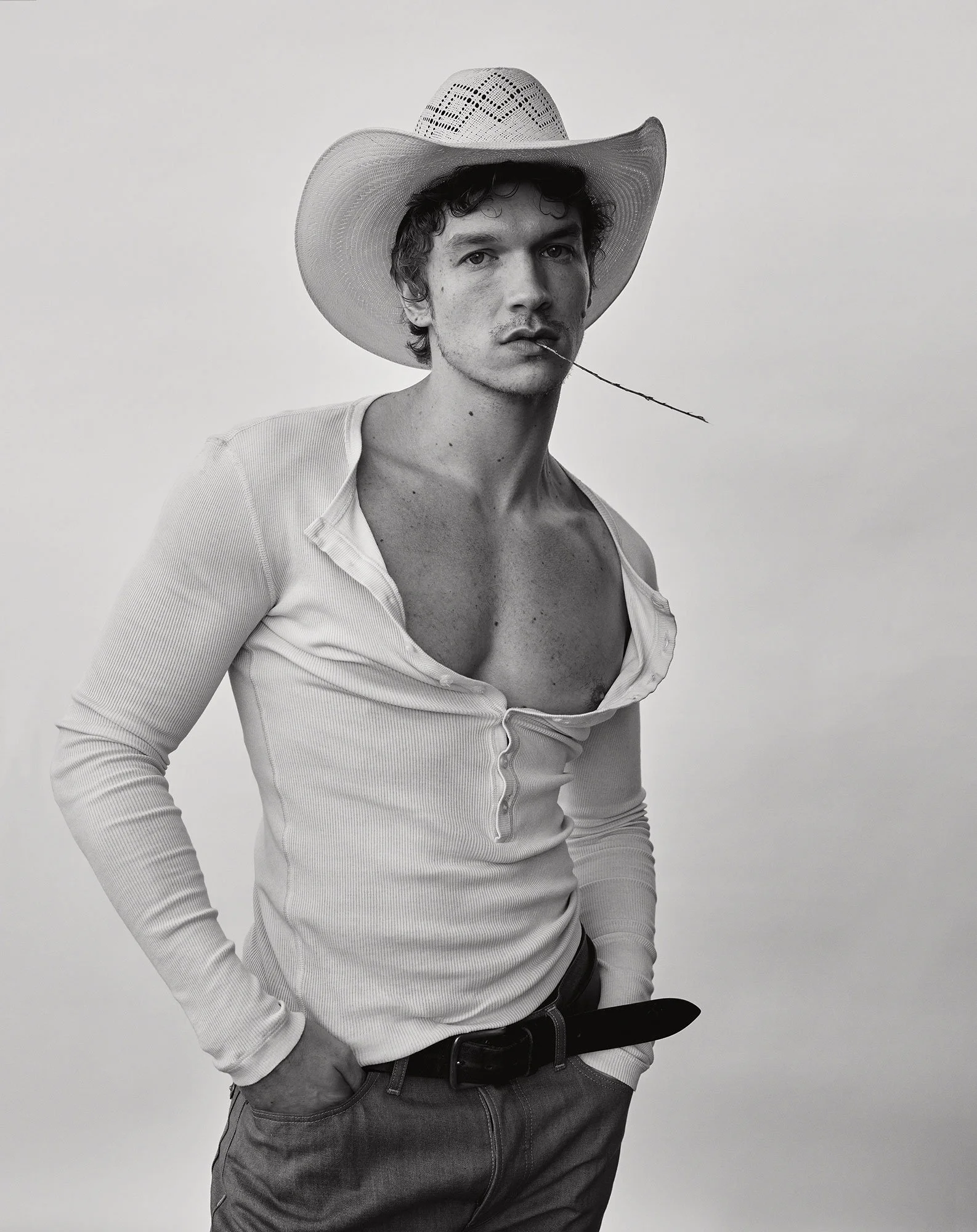 2 26183CB-01C-VOG-01_055_sRGB-HiQ-FulBld.jpg