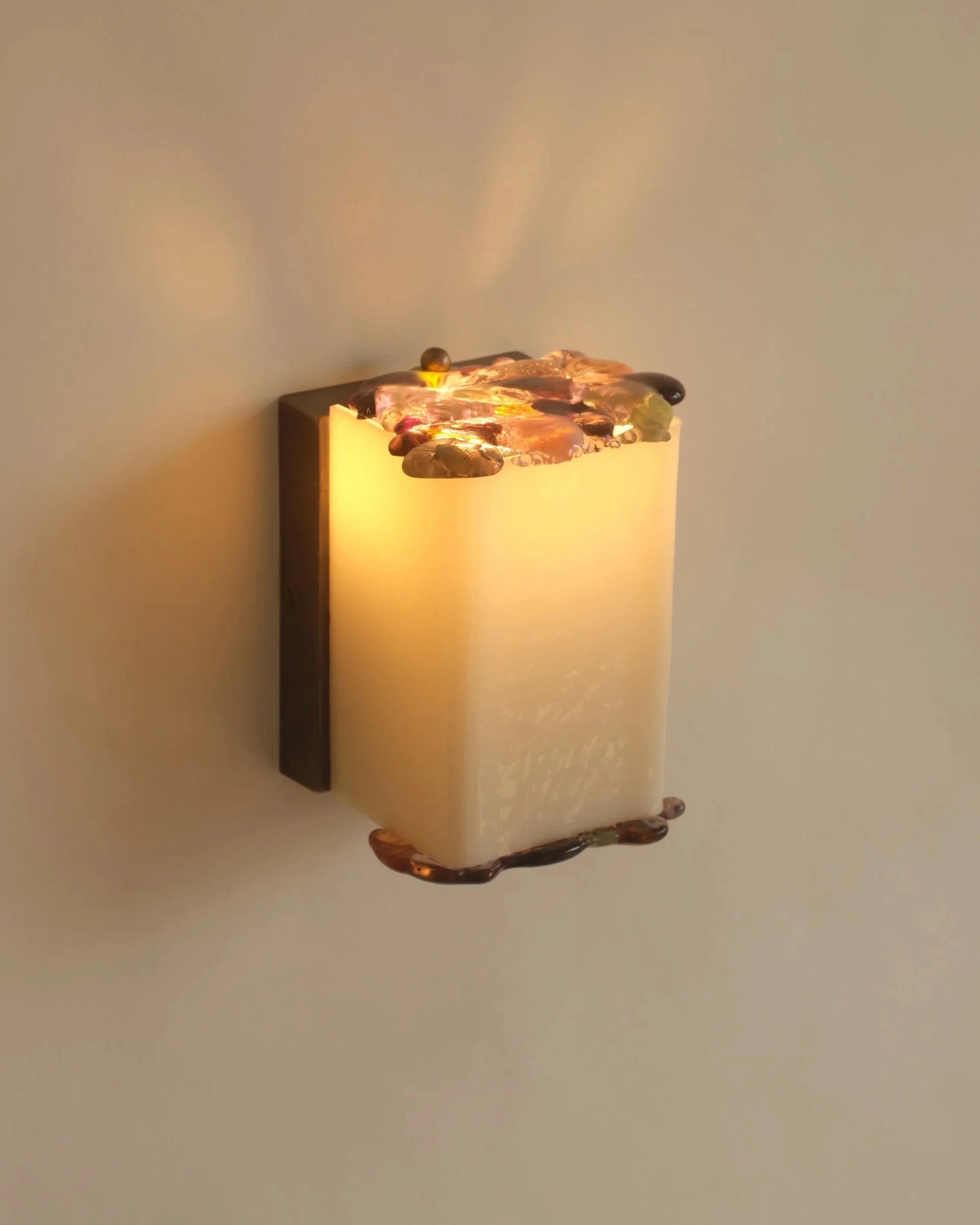 AMULET SCONCE