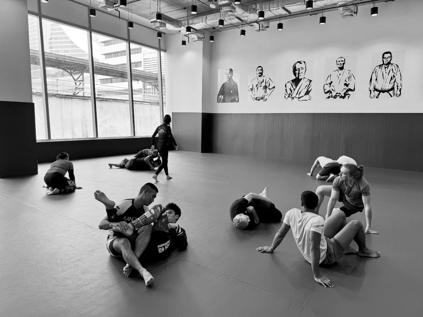 Patterns Over Parts:

Most people point to the part that hurts.

&ldquo;My knee is the problem.&rdquo;
&ldquo;My shoulder keeps flaring up.&rdquo;
&ldquo;My neck is always tight.&rdquo;

That&rsquo;s the data you have&mdash;real, honest, and importan