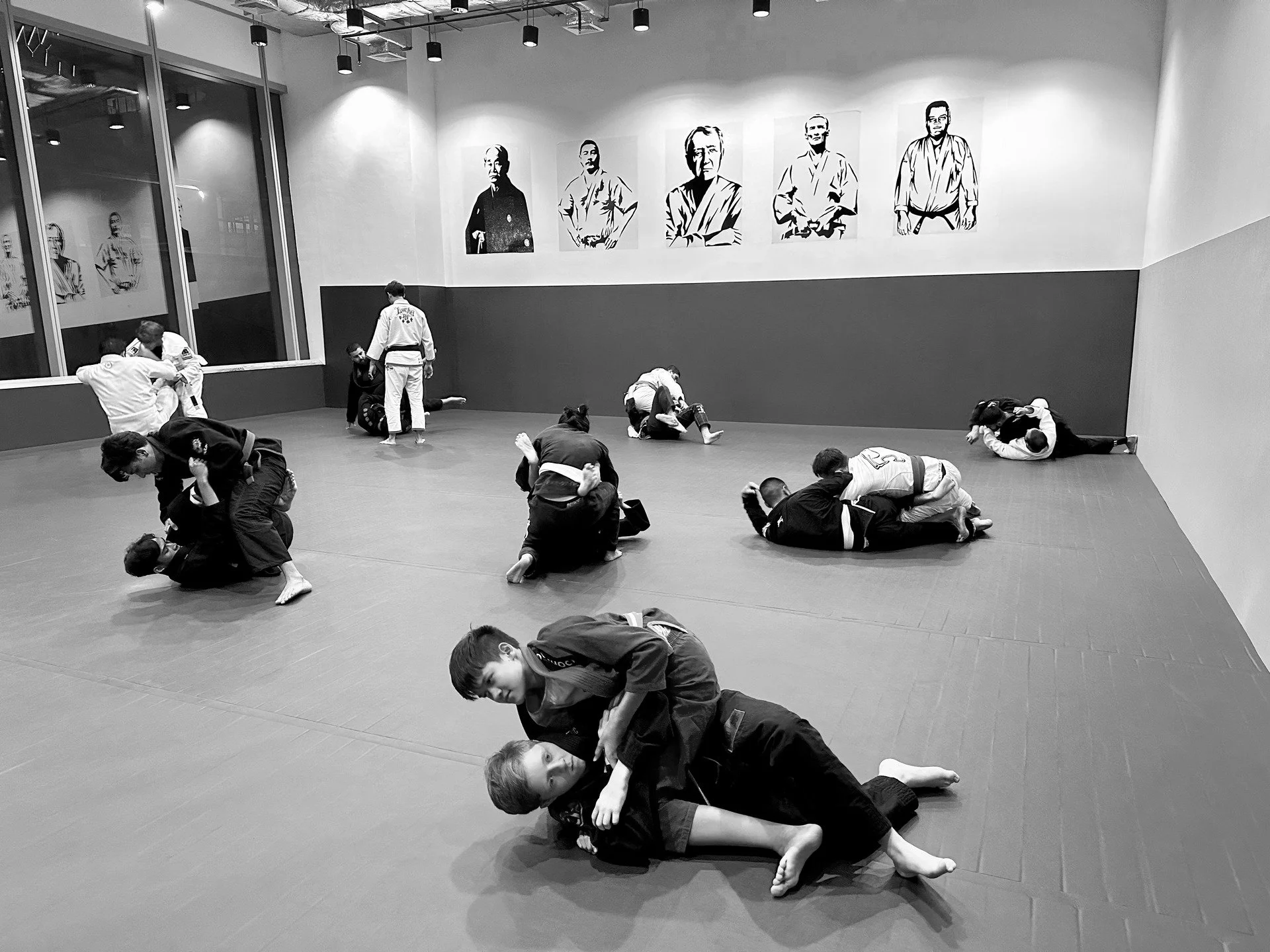 Problem Solving Pt. 2:

5. What is the best thing to do?

Efficiency is the essence of Jiu-Jitsu. Don't just act, prioritize. The best option is rarely the most dramatic one. It's the one that conserves energy, controls risk, and applies pressure tha