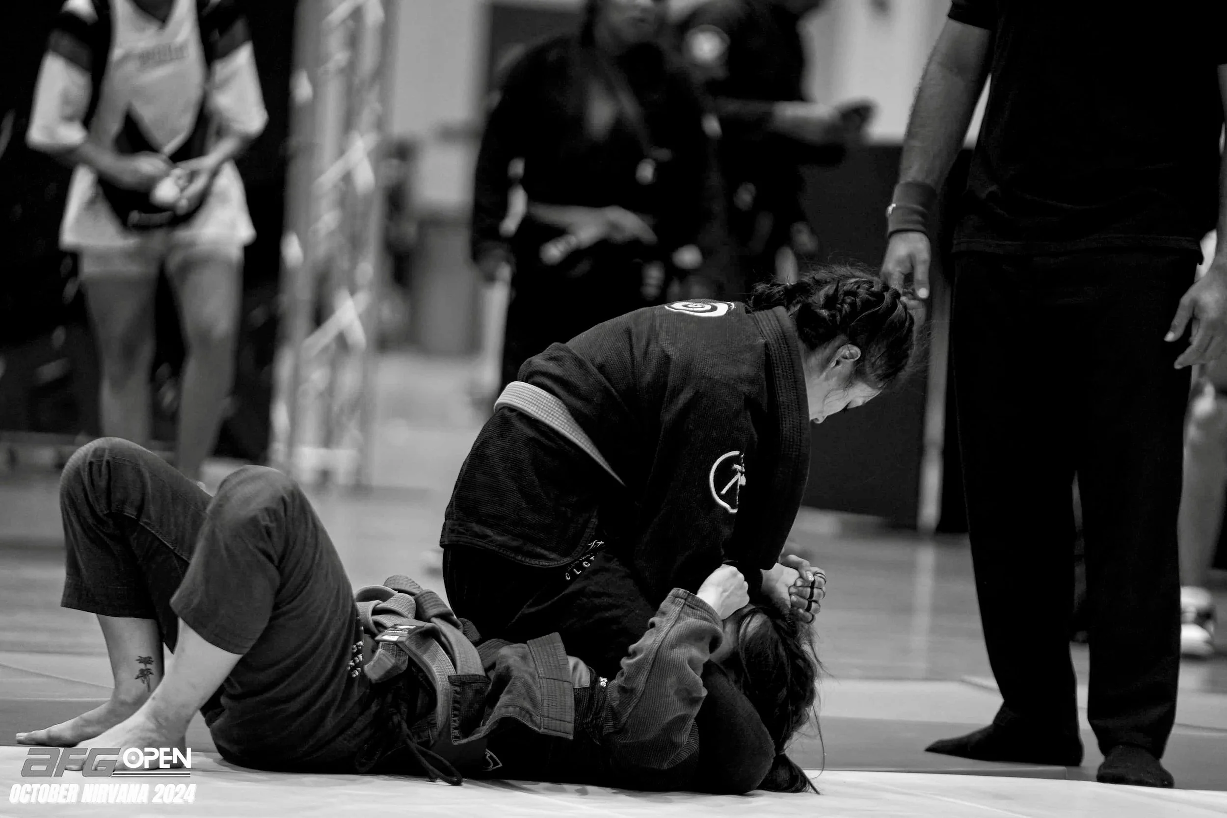 How to Respond When They Go to Sleep:

When someone goes to sleep on the mats, it&rsquo;s almost always via a compression of the carotid arteries. The sudden loss of oxygenated blood rapidly lowers the brain&rsquo;s metabolic state and causes unconsc