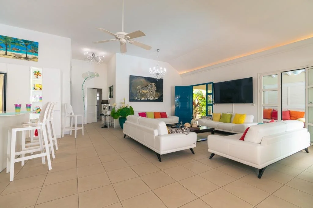 PHOTO-2022-11-28-17-57-30 5.jpg