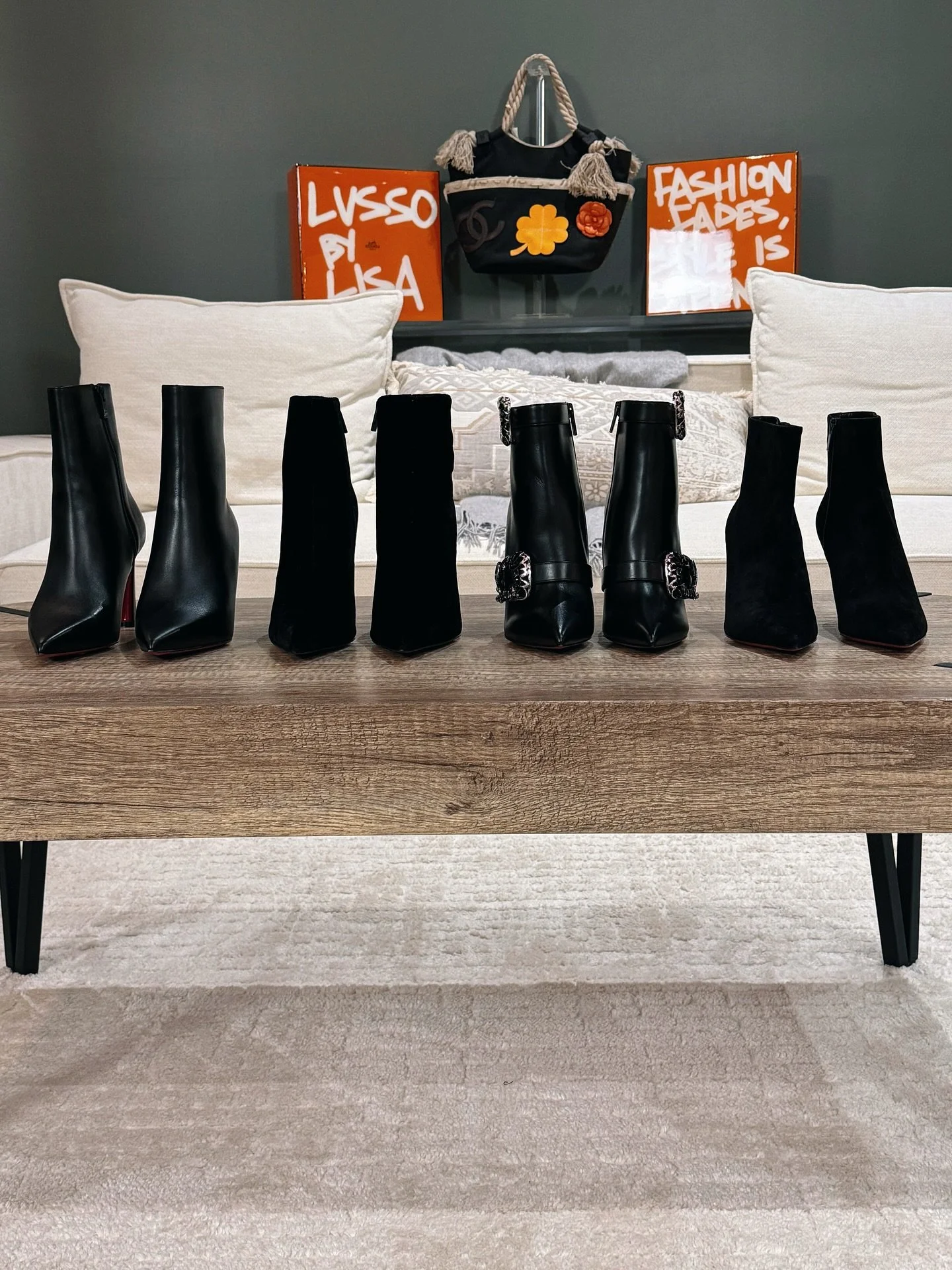 Fall boot crushes 👢🍂

Swipe to see the styles I&rsquo;m bringing into the season and honestly can&rsquo;t get enough of -  from everyday staples to statement pairs that instantly elevate any look. I&rsquo;ve been curating pieces that feel timeless 