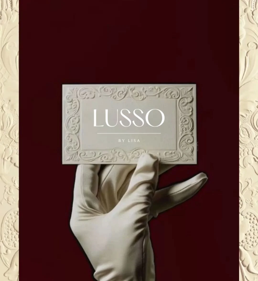 All we want for Christmas is for you to send our page to your friends! 🎅🏻&hearts;️

Know someone who lives for luxury, designer finds, and a good deal? Send them our way. We share authentic designer steals daily&mdash;and yes, the kind they&rsquo;l