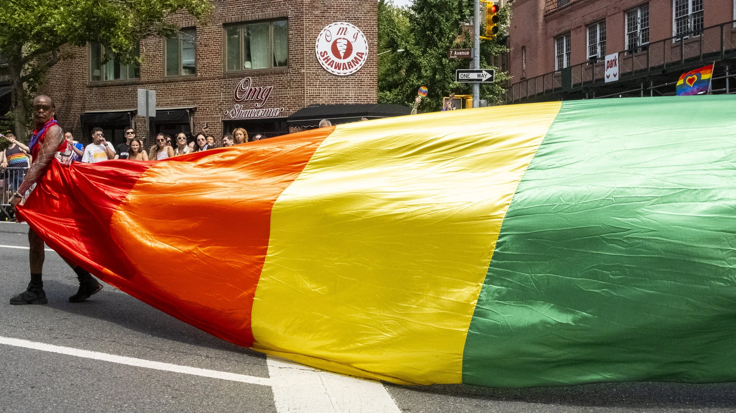 PRIDE'25-60.jpg