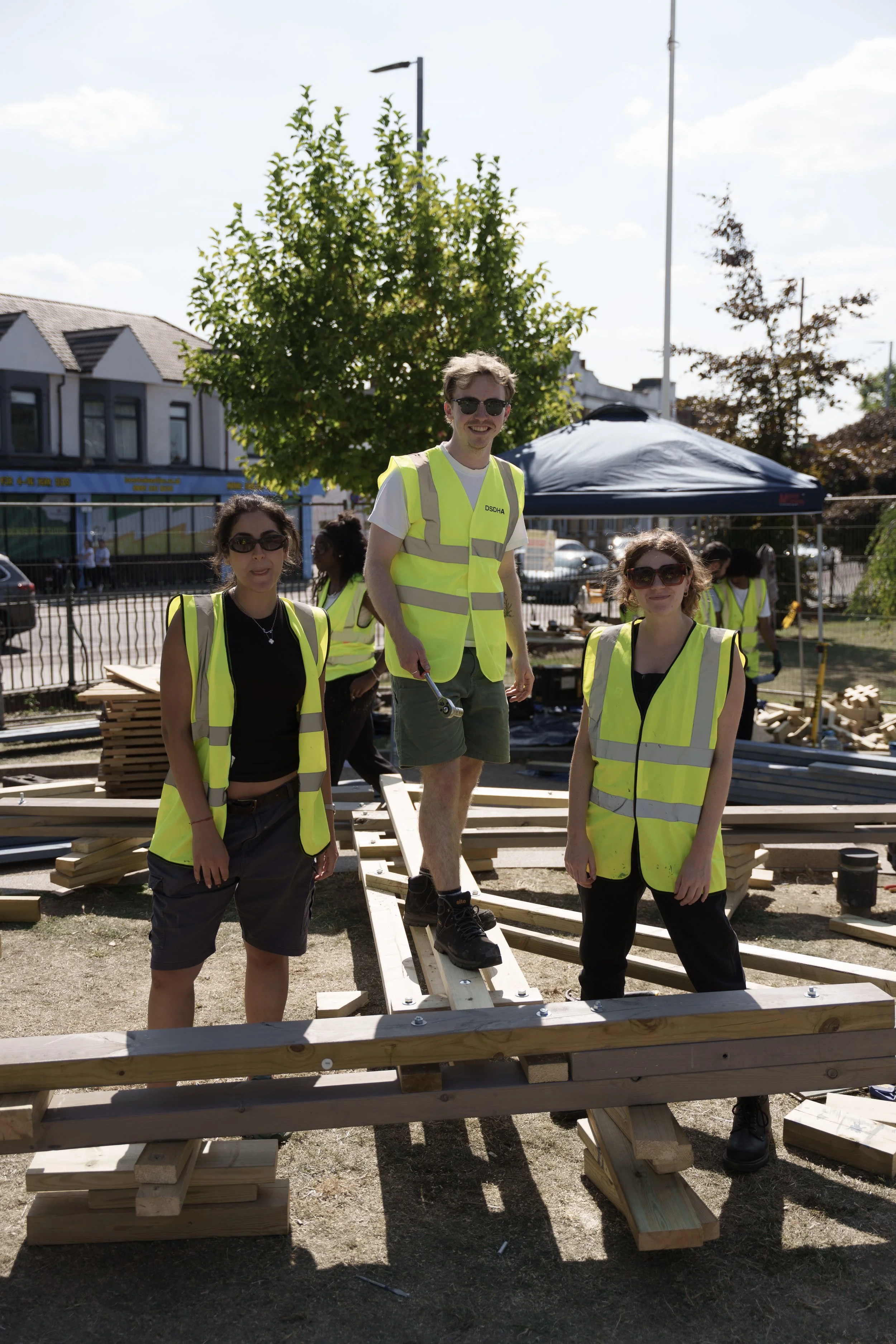 Peoples_pavilion_2025_volunteer_build_beyond_the_boxA7408644Peoples_pavilion_2025_volunteer_build_beyond_the_boxPeoples_pavilion_2025_volunteer_build_beyond_the_box.jpg