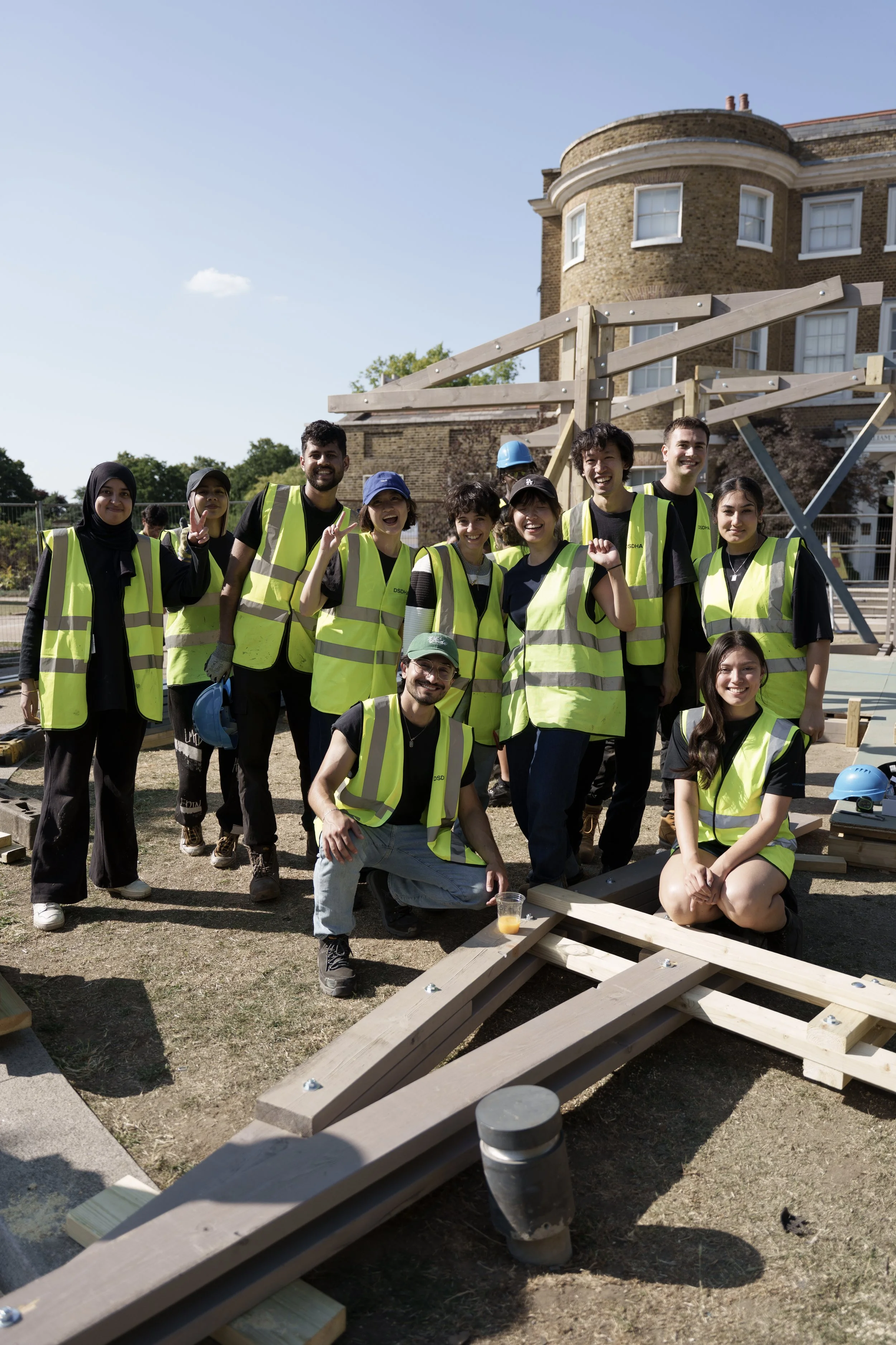 Peoples_pavilion_2025_volunteer_build_beyond_the_boxA7408742Peoples_pavilion_2025_volunteer_build_beyond_the_boxPeoples_pavilion_2025_volunteer_build_beyond_the_box.jpg