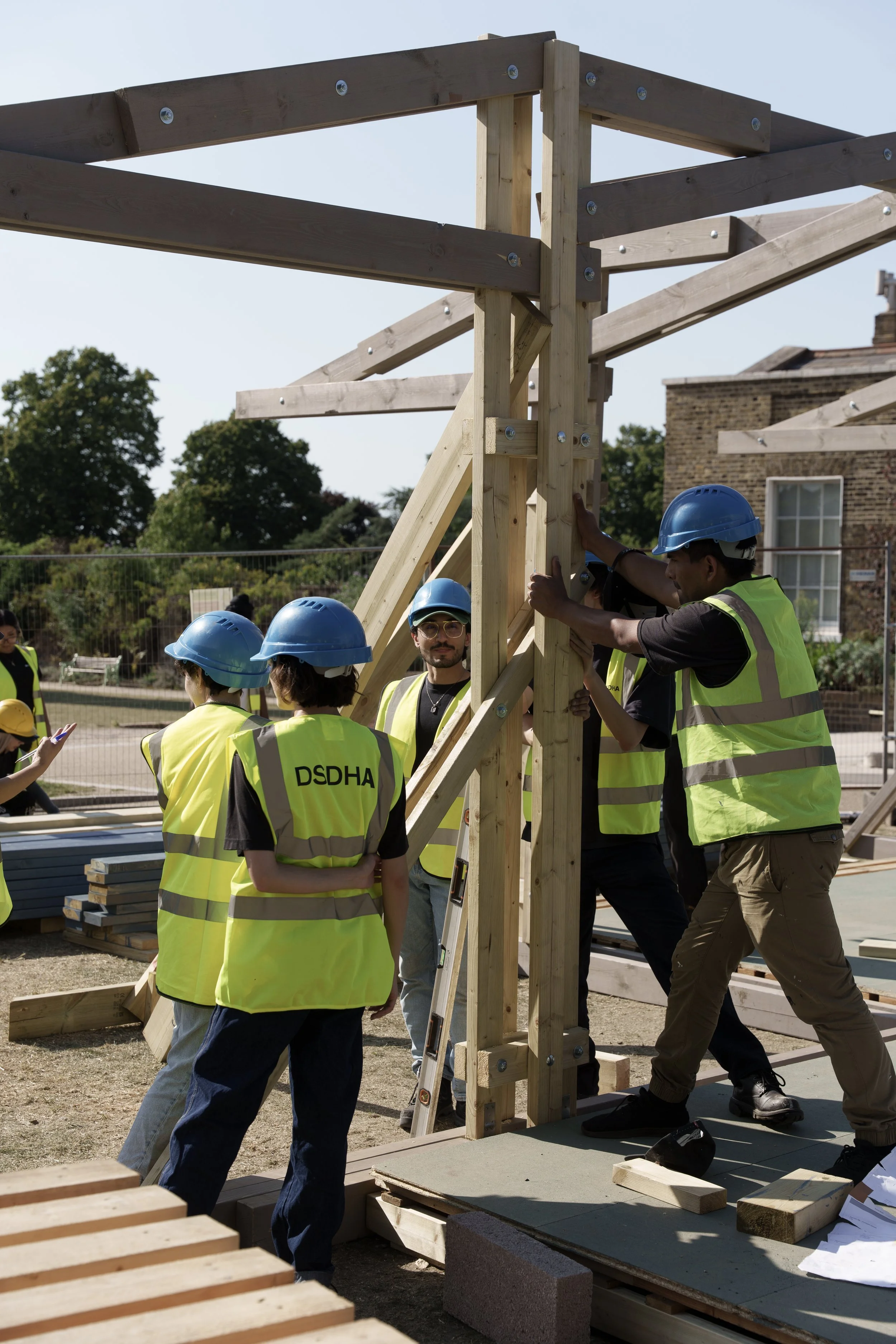 Peoples_pavilion_2025_volunteer_build_beyond_the_boxA7408752Peoples_pavilion_2025_volunteer_build_beyond_the_boxPeoples_pavilion_2025_volunteer_build_beyond_the_box.jpg