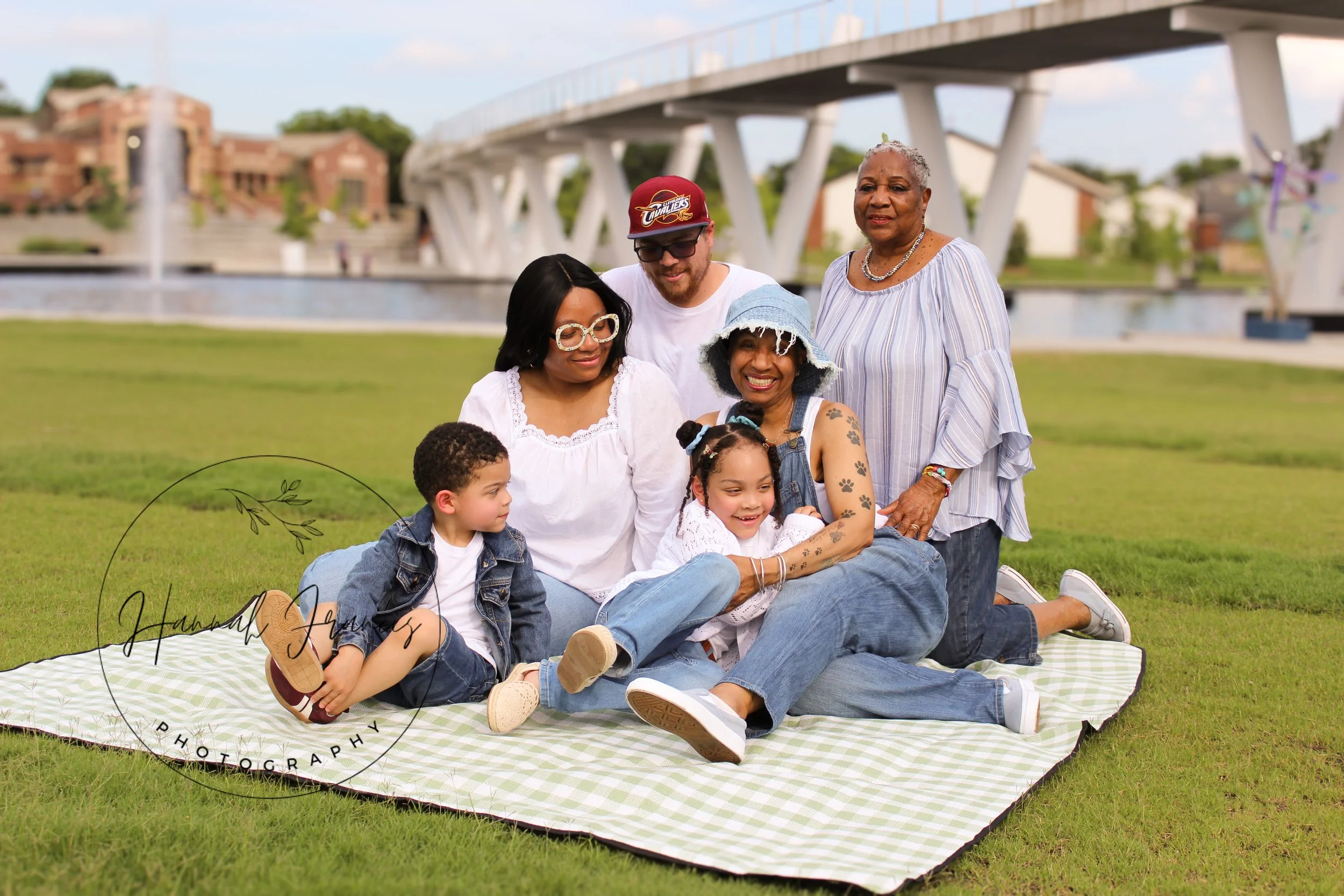 Marsha'sFamily-85.jpg
