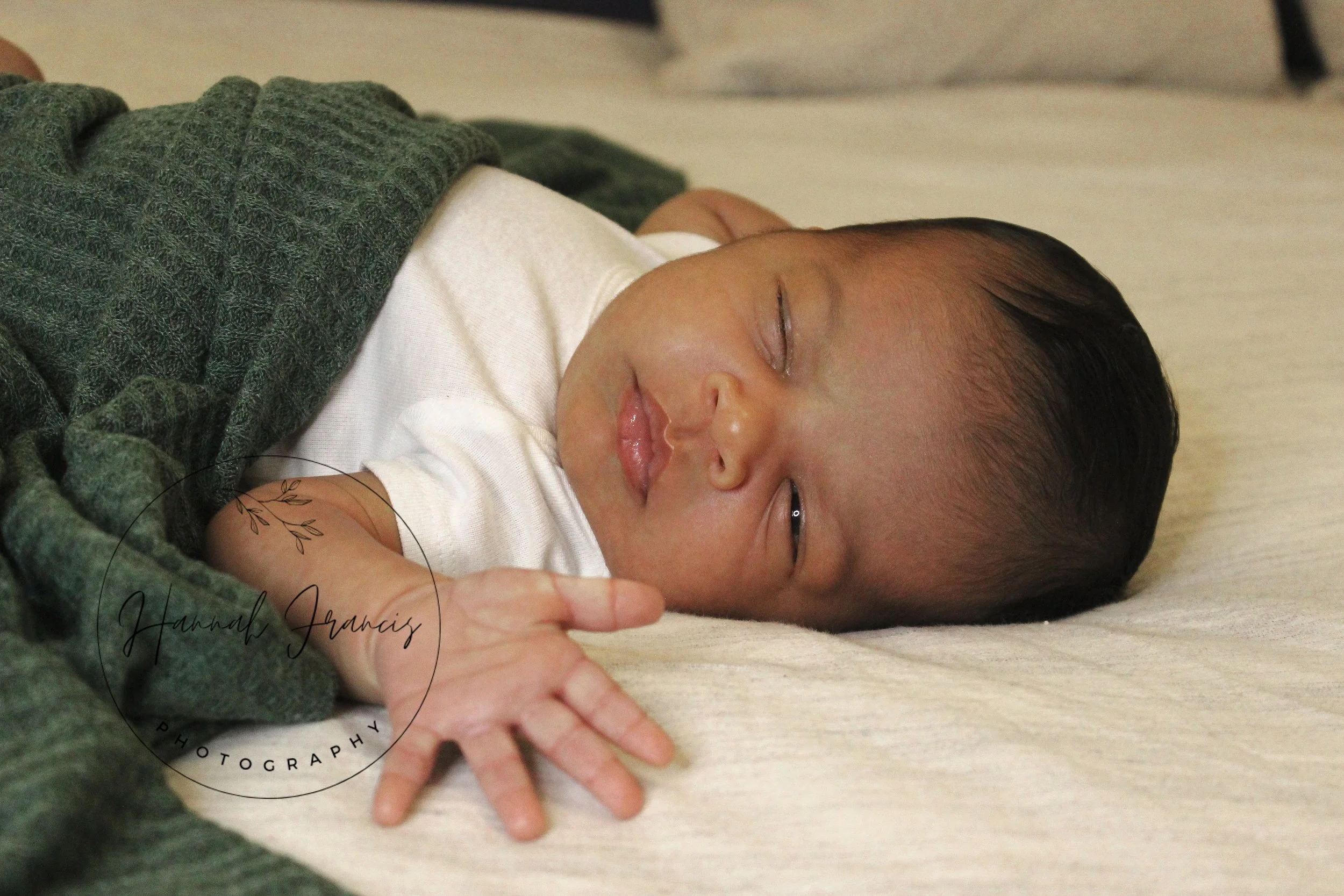 CallumNewborn-47.jpg