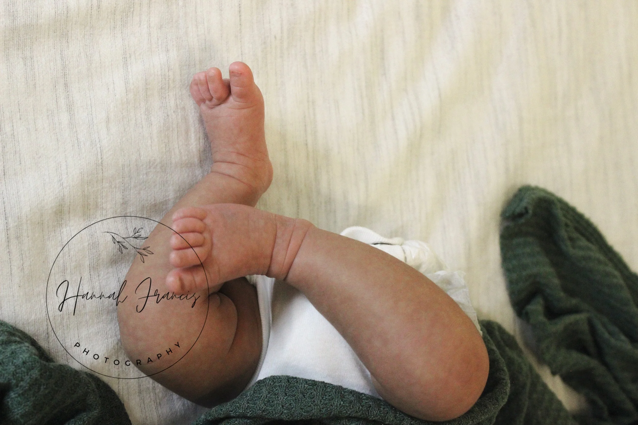 CallumNewborn-55.jpg