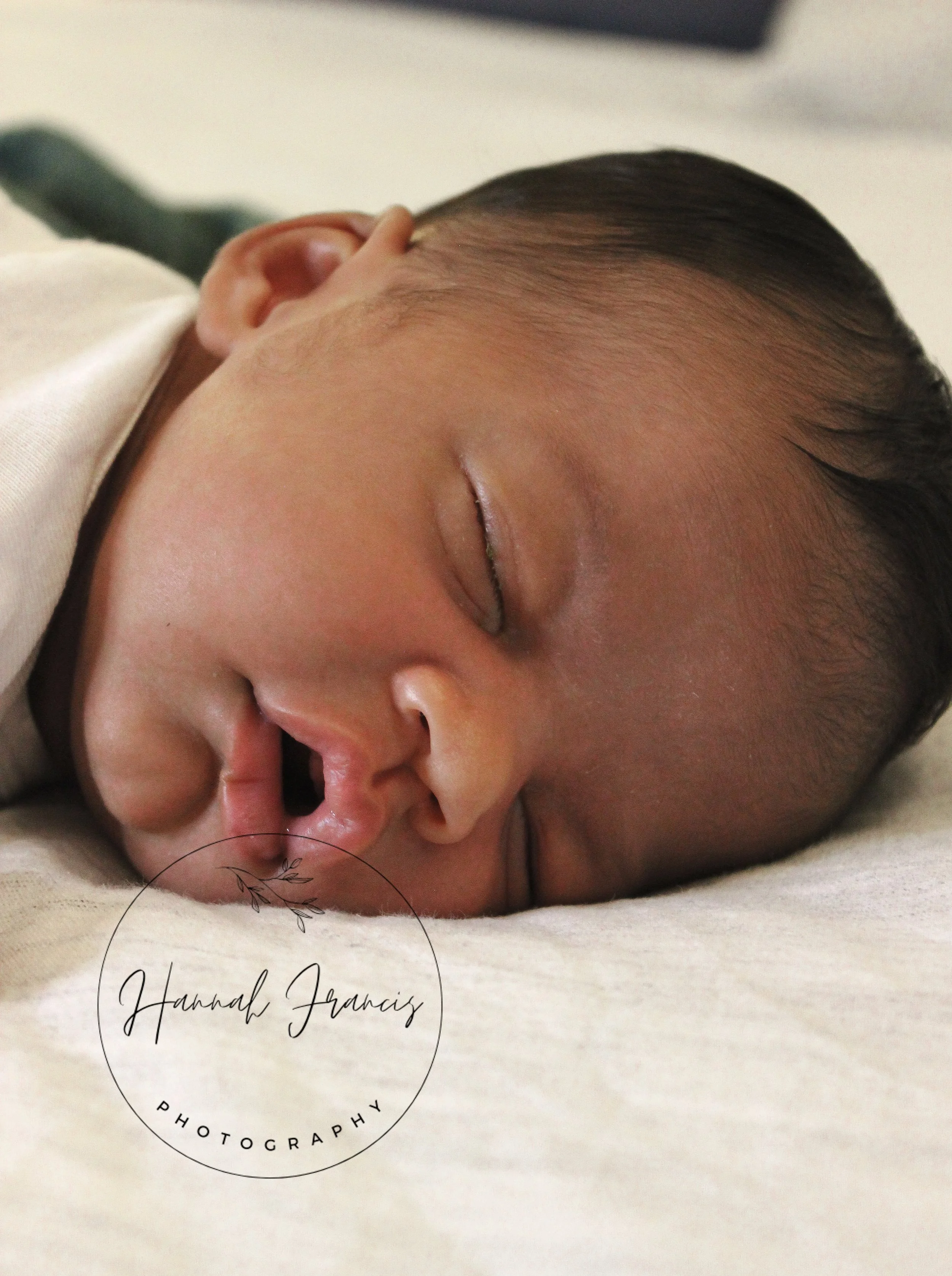 CallumNewborn-41.jpg