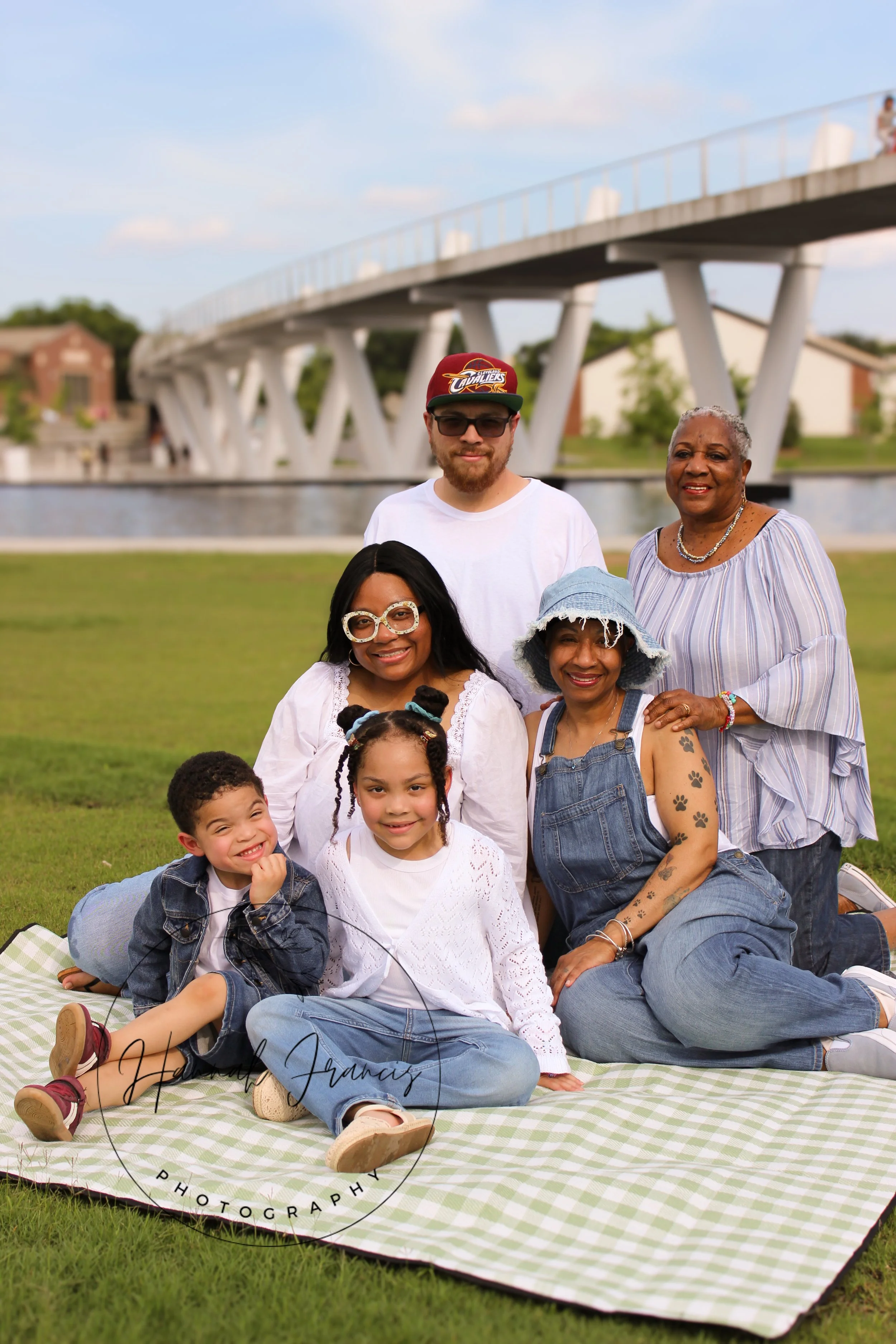 Marsha'sFamily-88.jpg