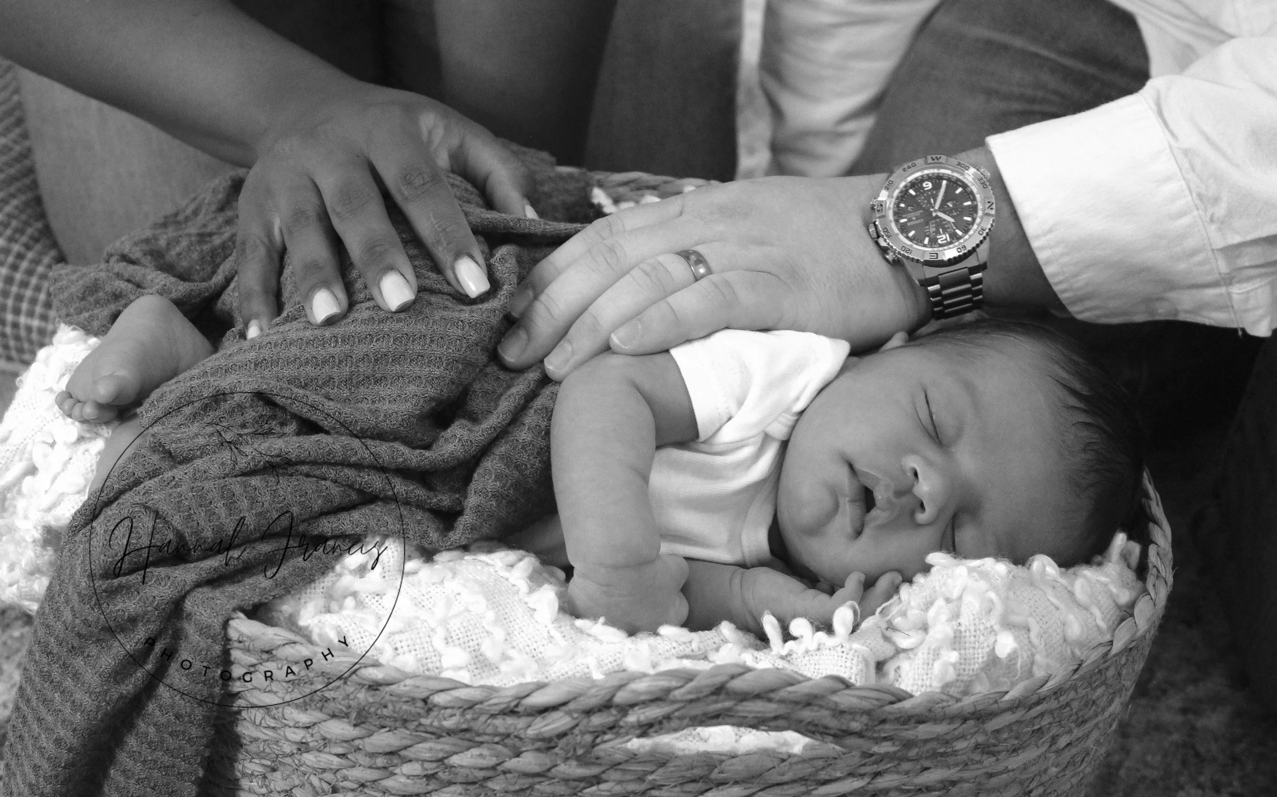 CallumNewborn-2.jpg