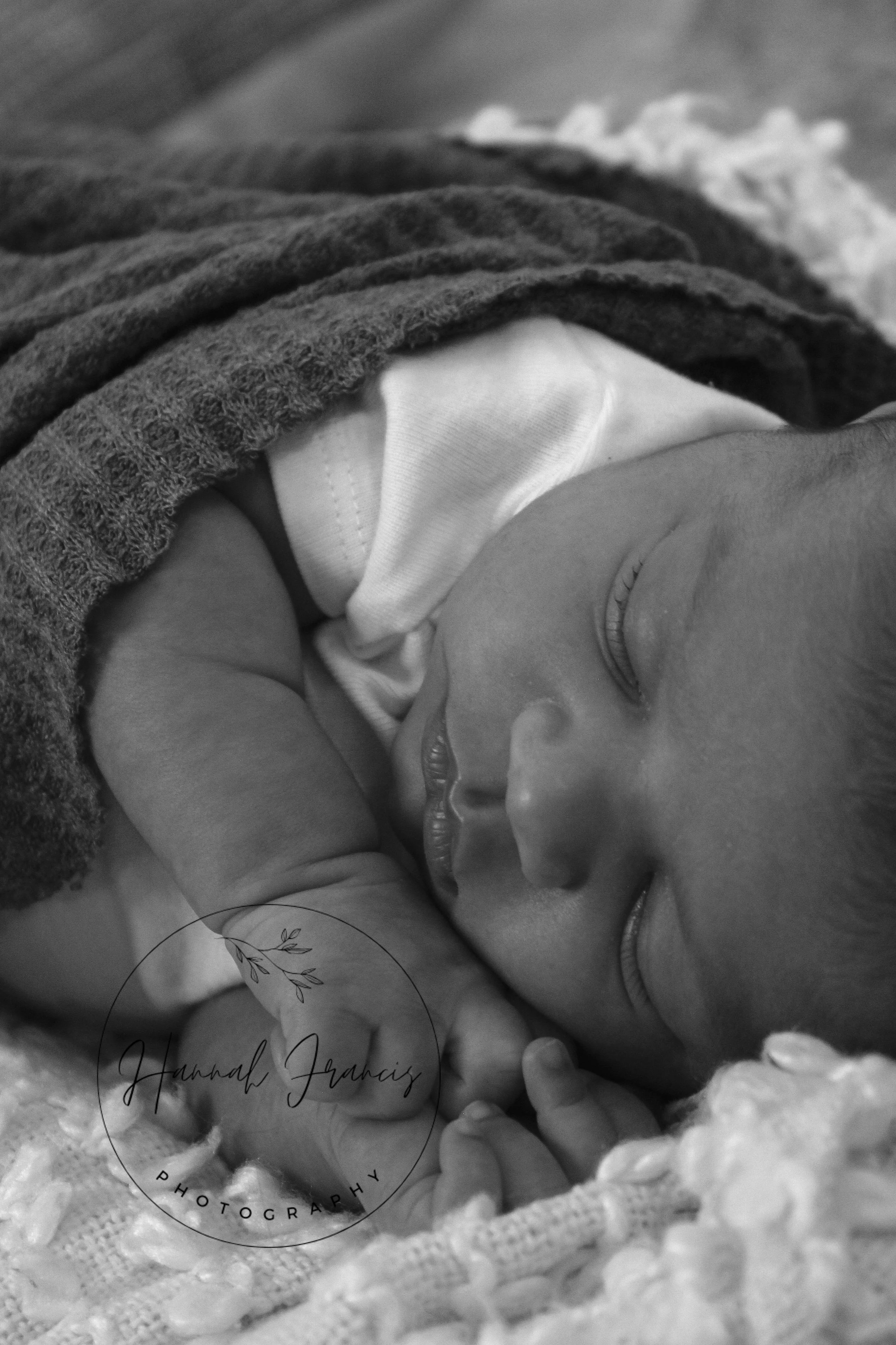 CallumNewborn-5.jpg