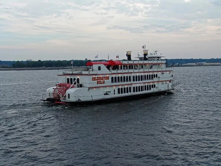 Quad Cities River Cruise — Miller Transportation