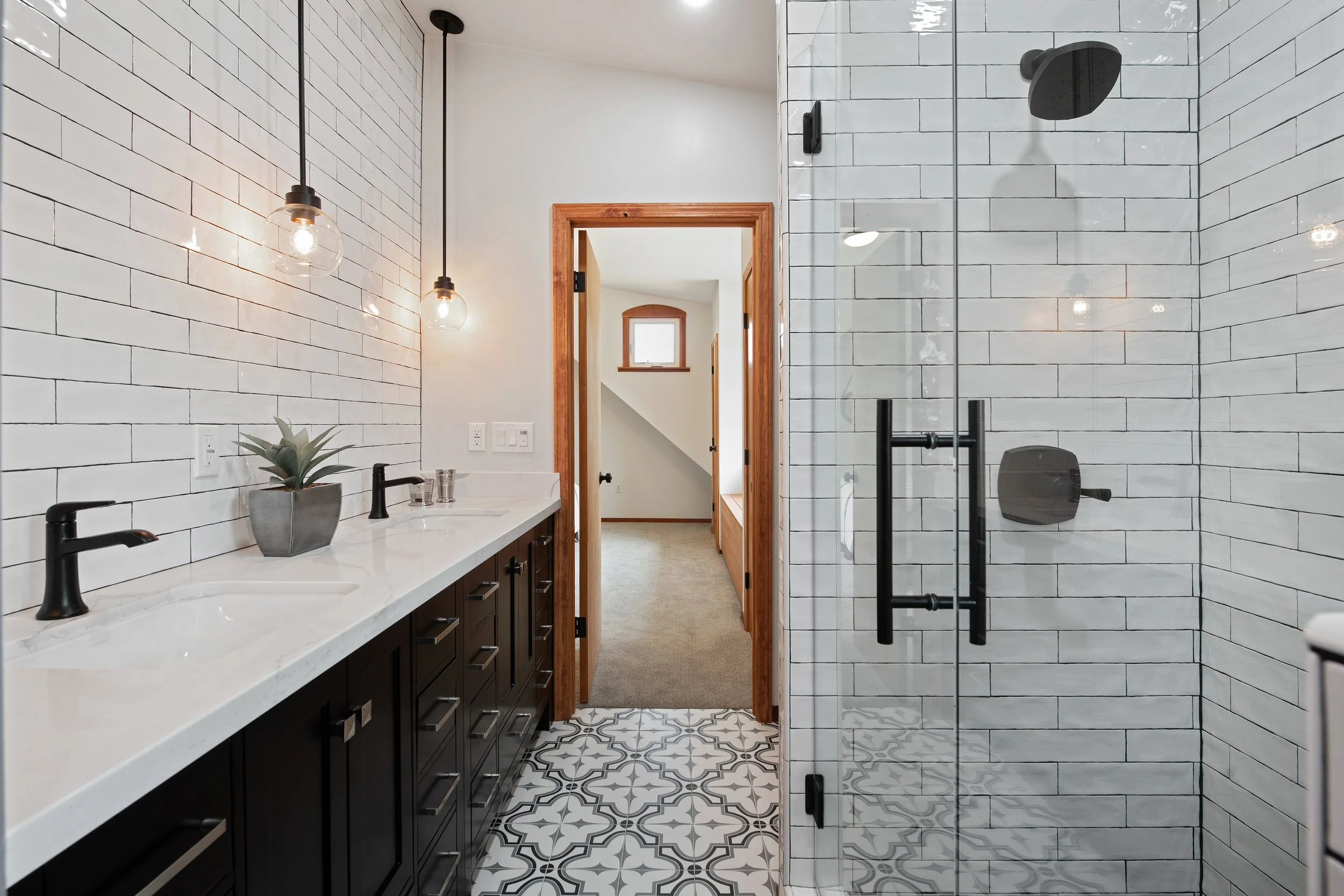 9.1 upper bath new.jpg
