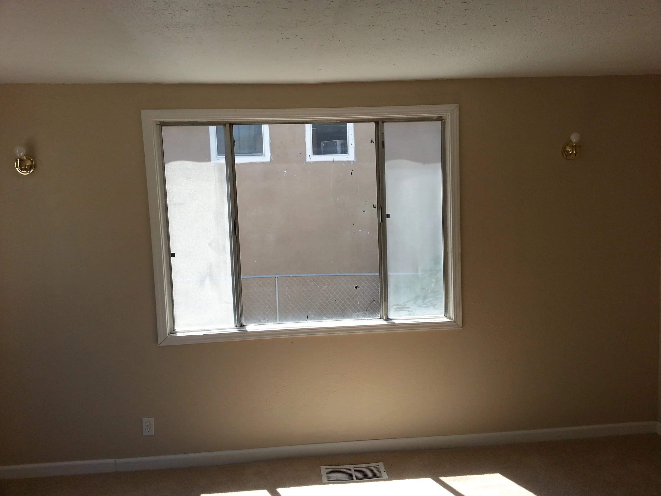 5 master bed old.jpg