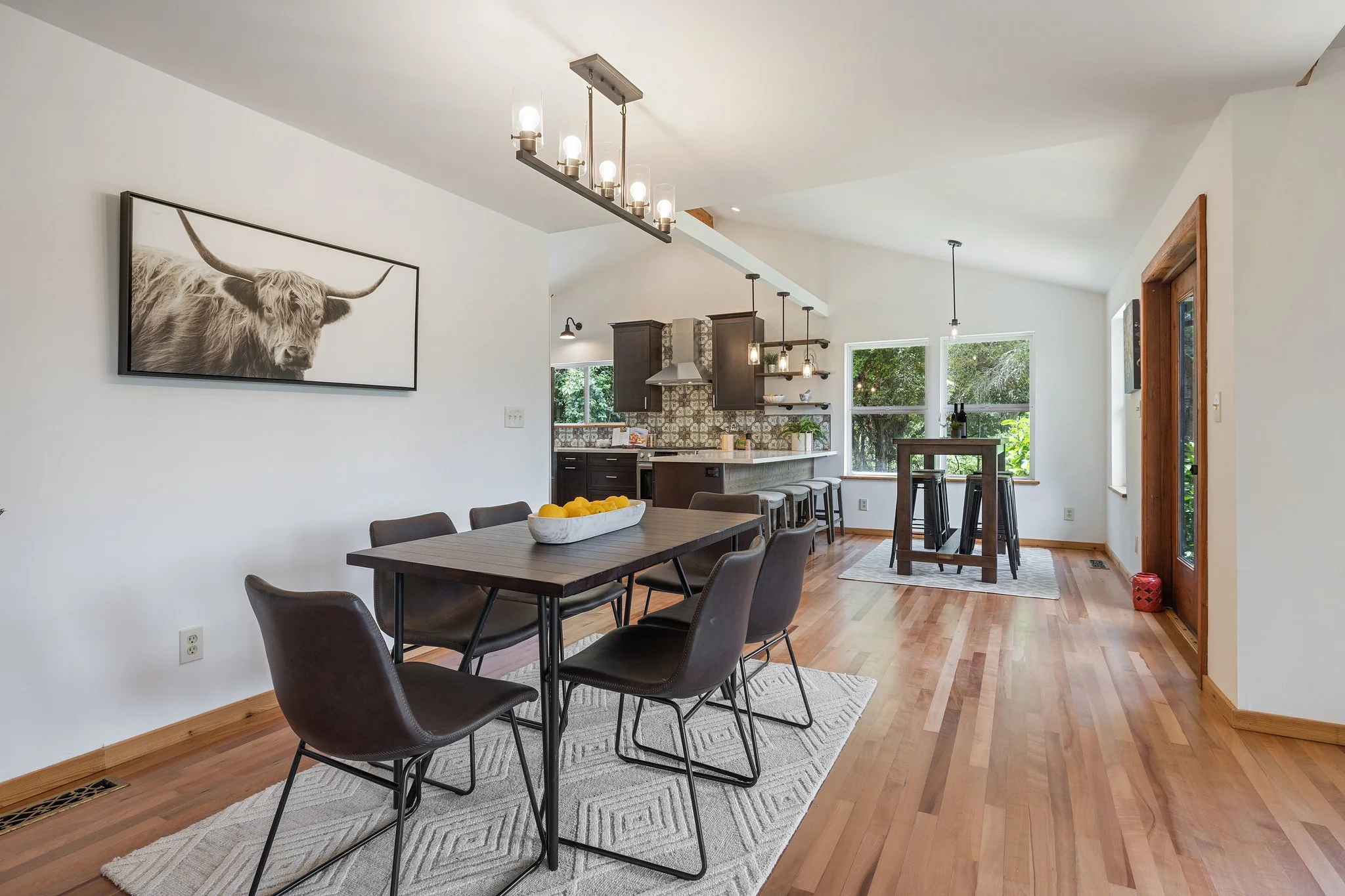 5.1 dr to kitchen new2.jpg