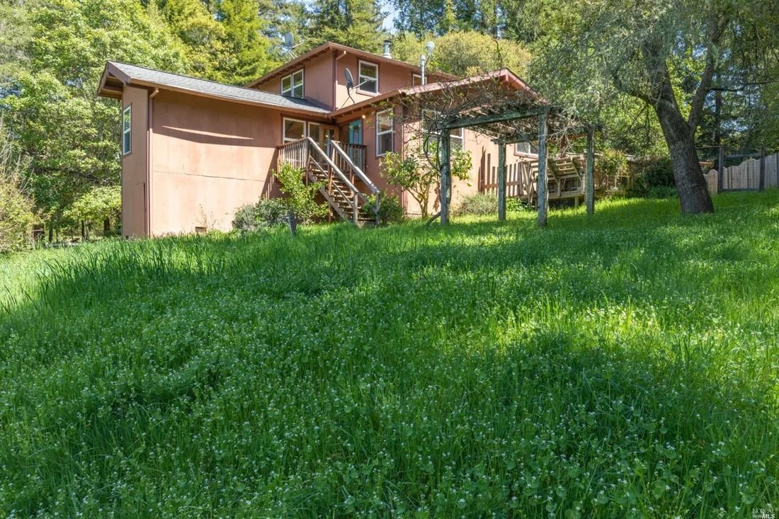 2 side house small deck.jpg