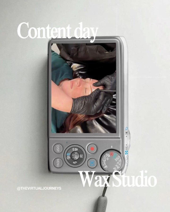 Content Day with a Houston-based wax studio 📸

A content day isn&rsquo;t just a few pretty pictures. It&rsquo;s how your brand shows up&mdash;the energy, the aesthetic, the kind of client you&rsquo;re calling in

Clean visuals. Warm tones. A brand w